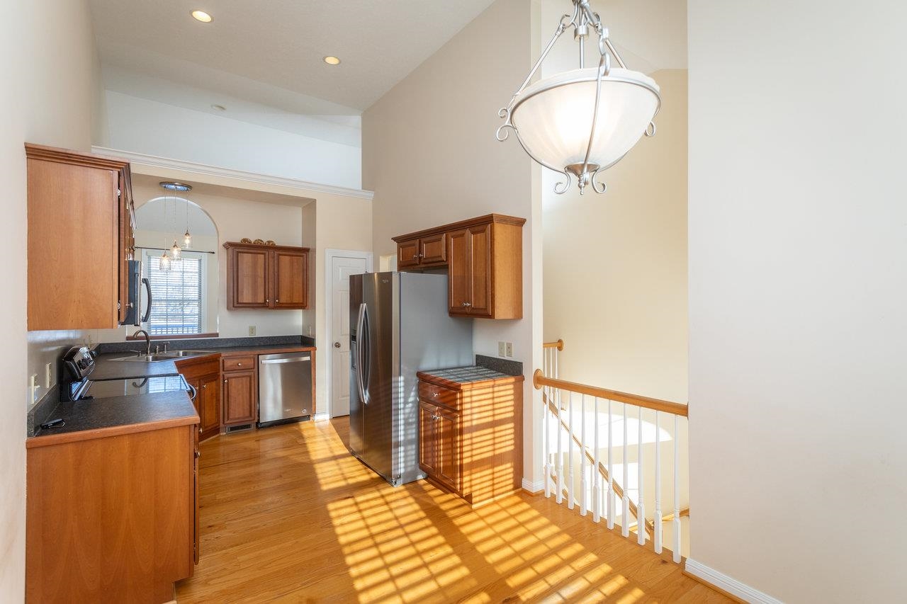 20 CAMBRIDGE CIR