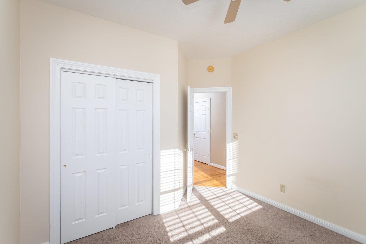 20 CAMBRIDGE CIR