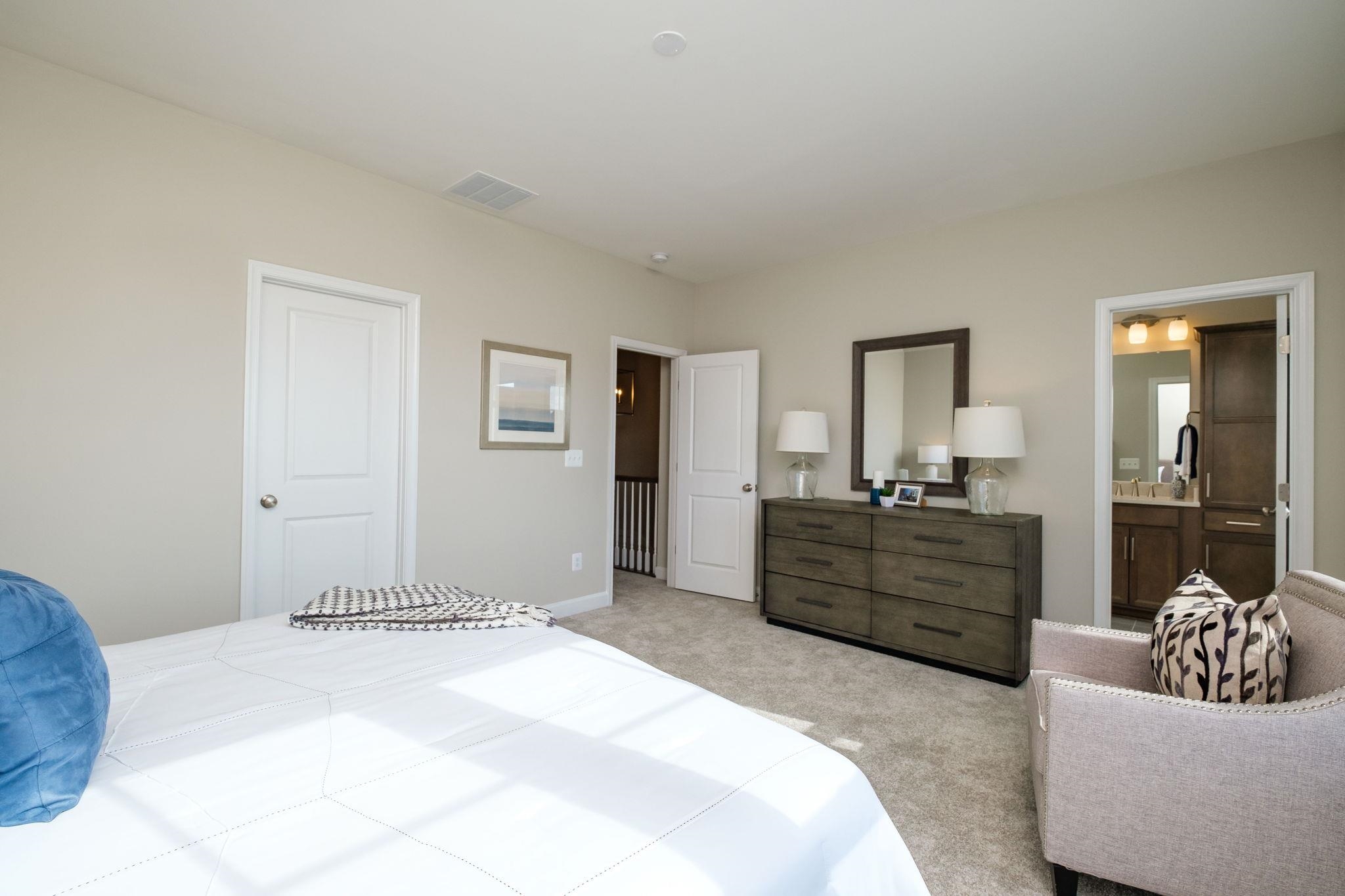 3288 CHARLESTON BLVD Unit: 17D