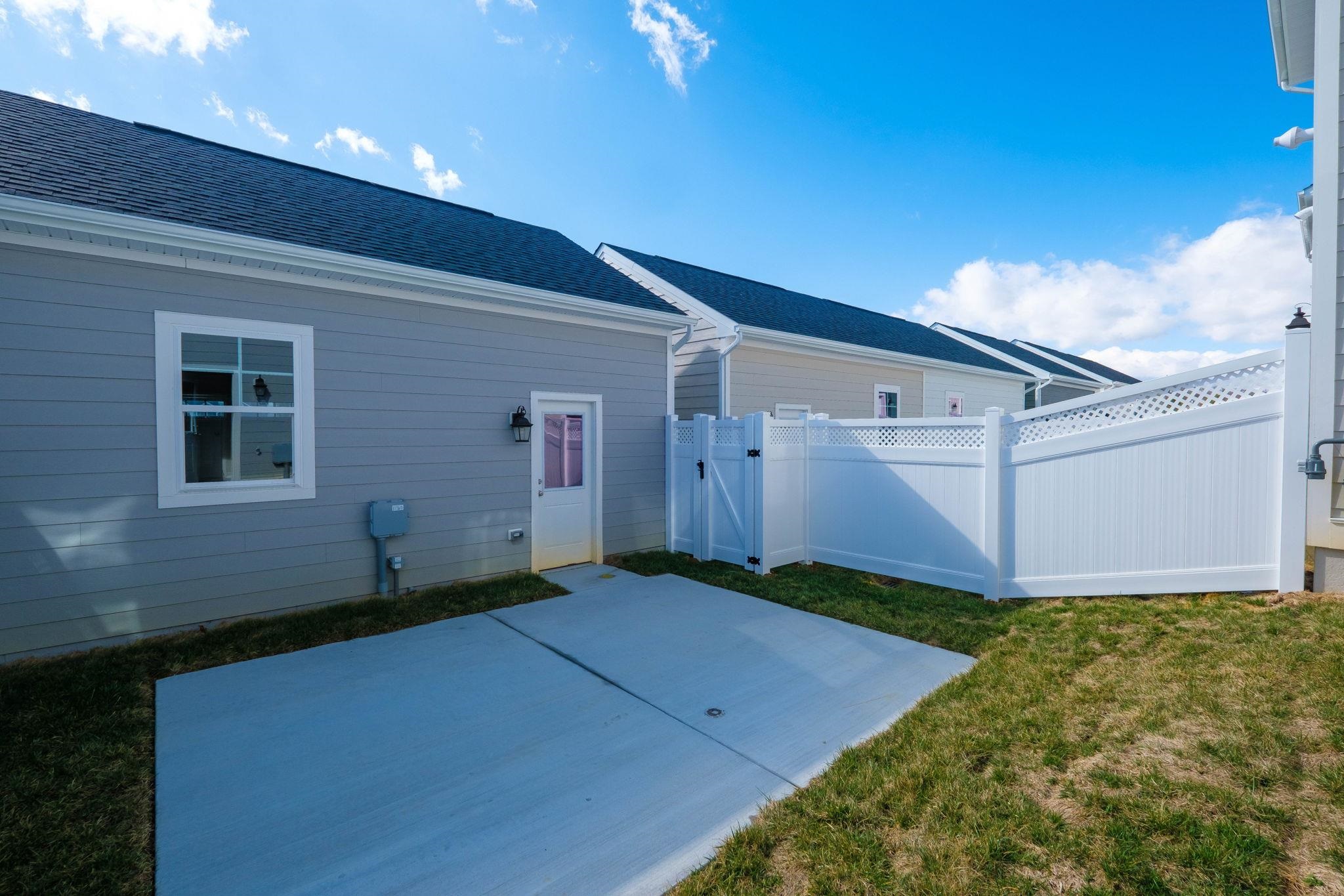 3288 CHARLESTON BLVD Unit: 17D