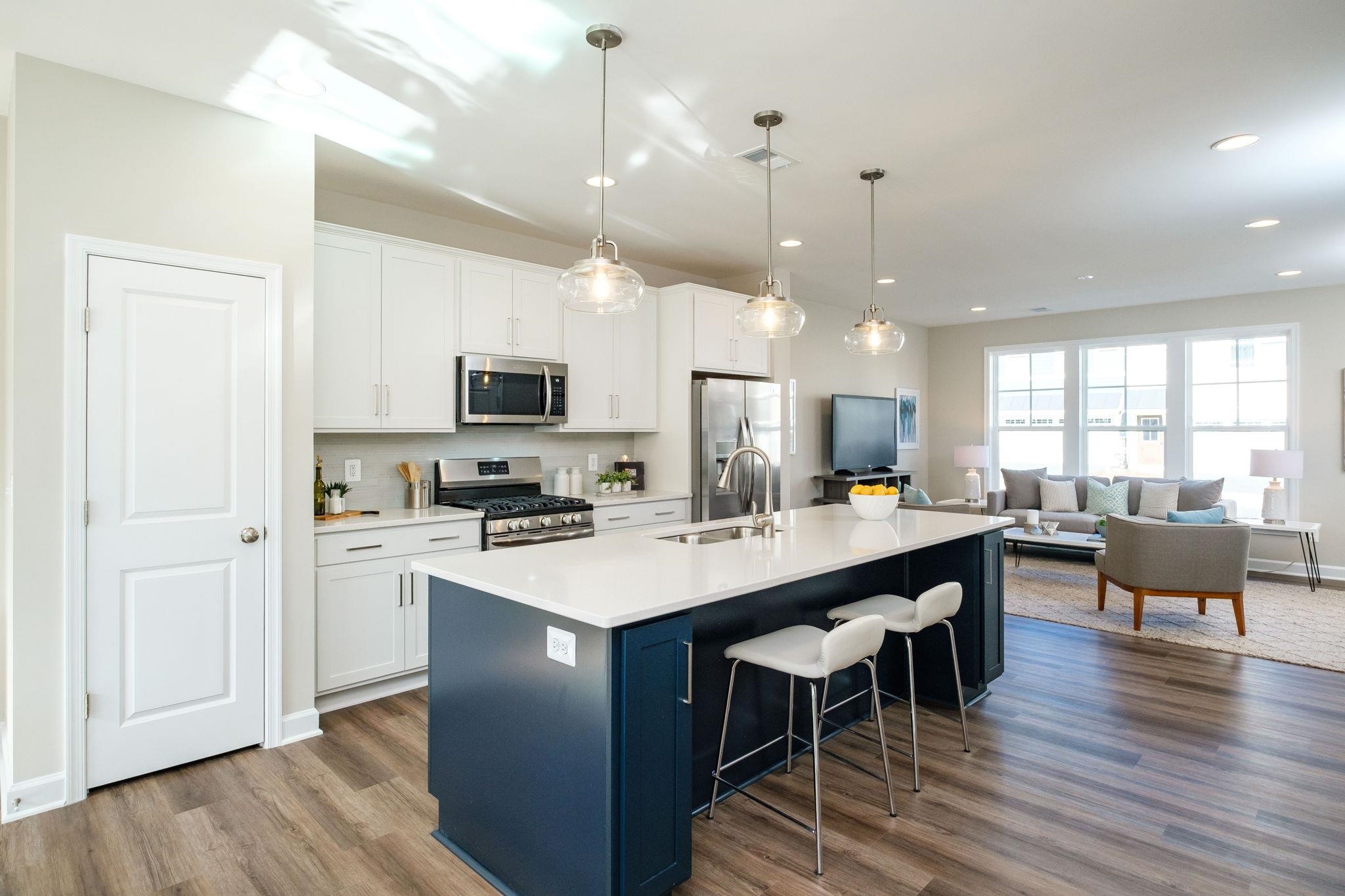 3288 CHARLESTON BLVD Unit: 17D