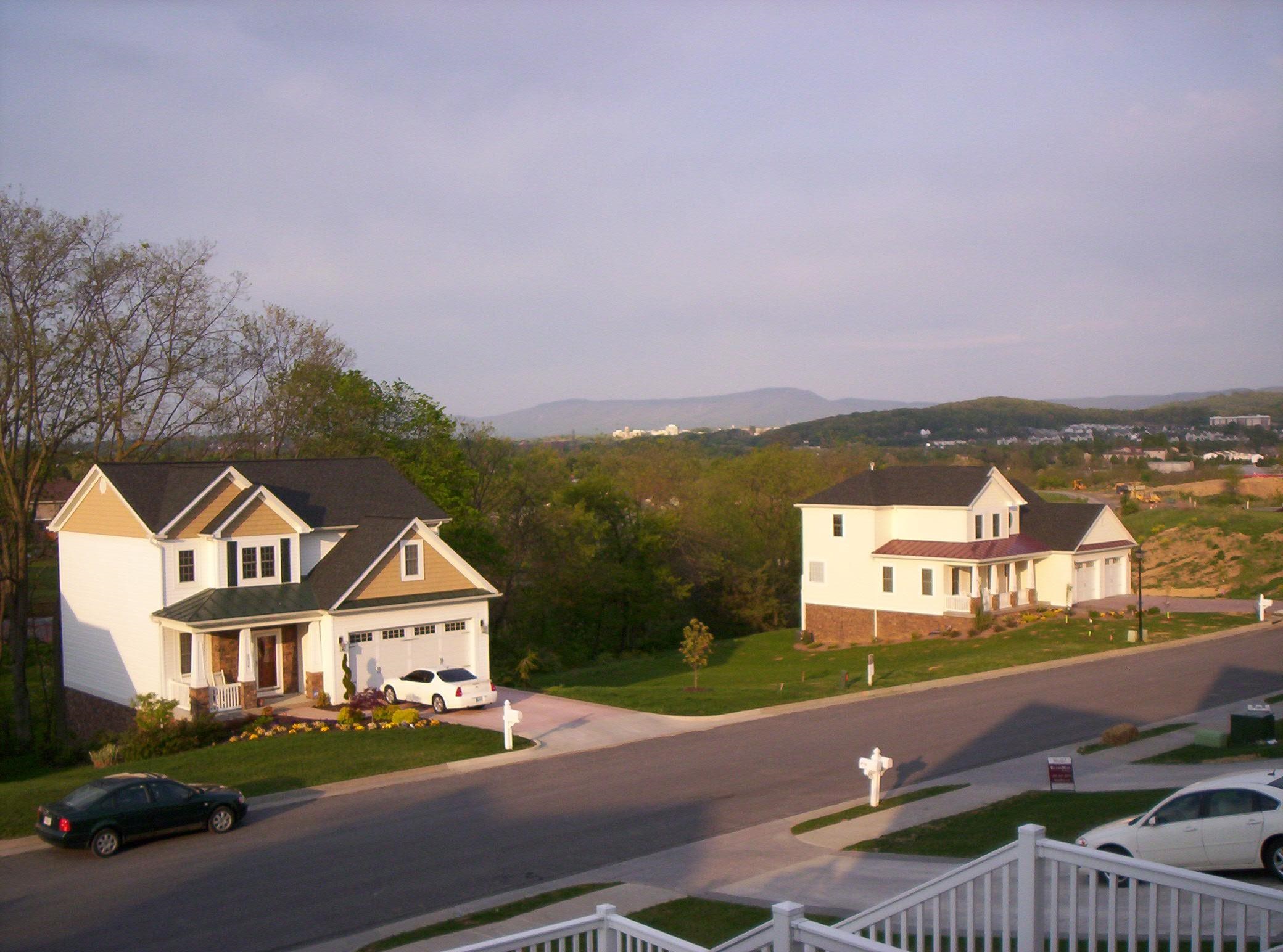 2076 WILLOW HILL DR Unit: 75