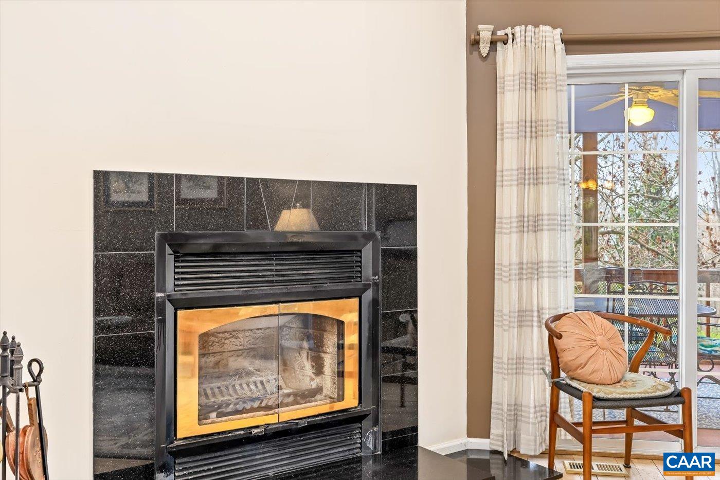 553 HIDDEN VALLEYS RD