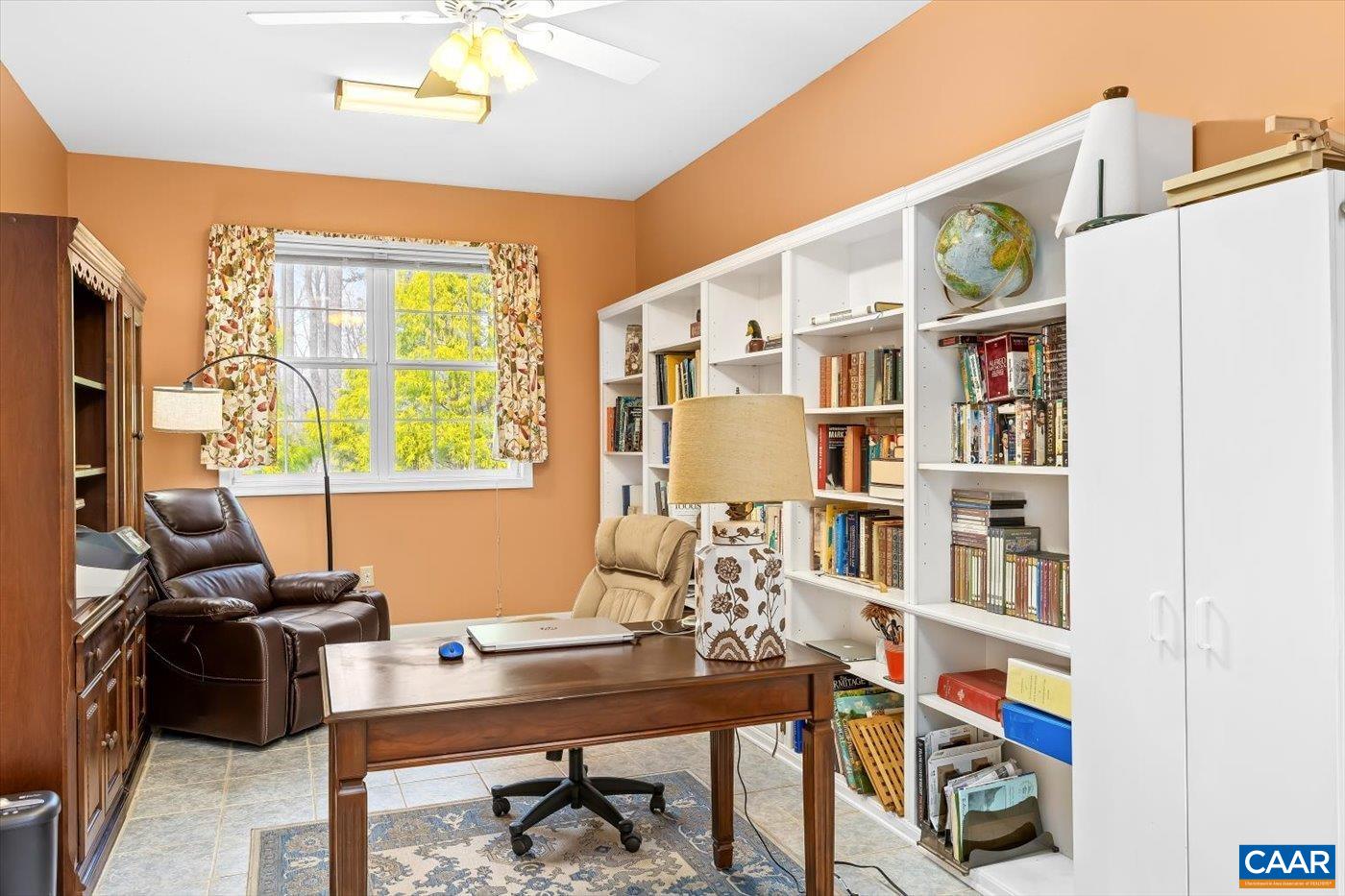 553 HIDDEN VALLEYS RD