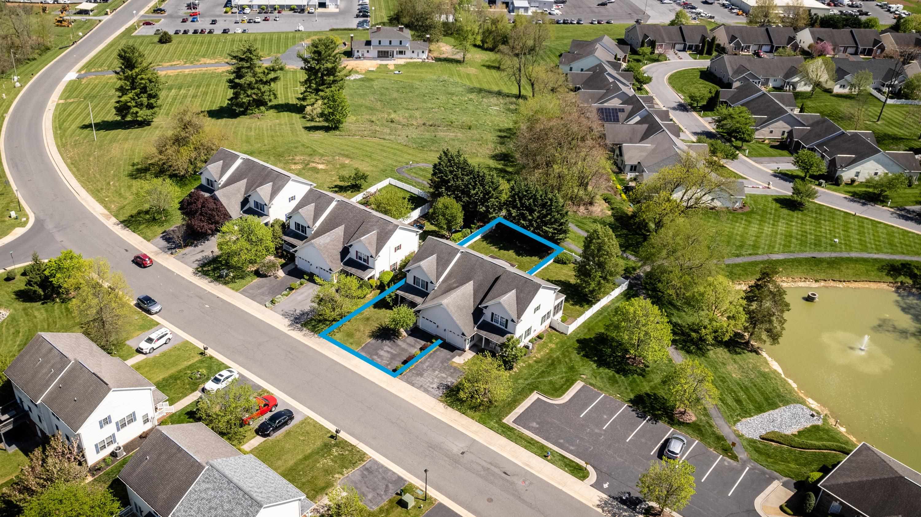 479 POINTE DR