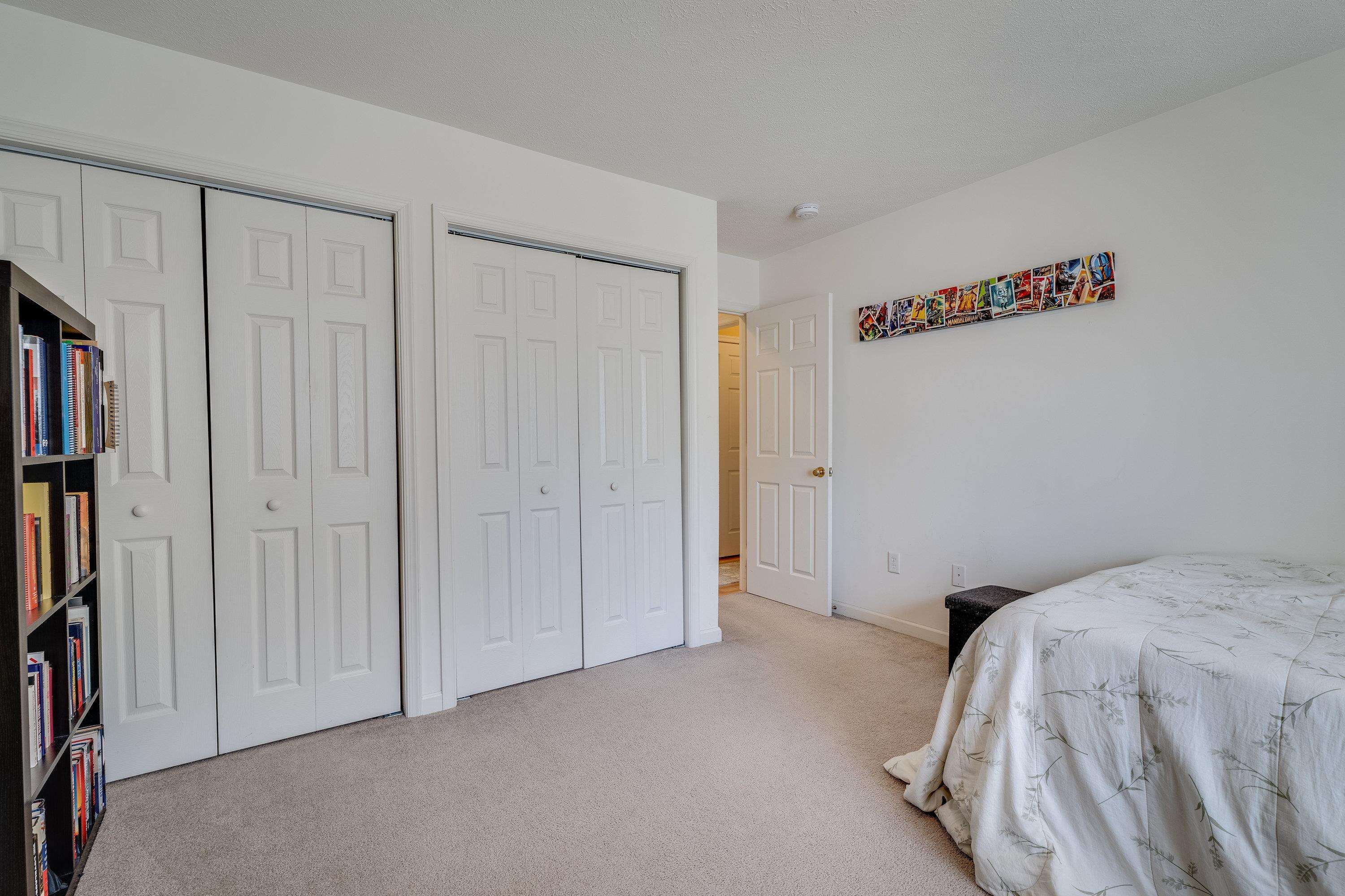 479 POINTE DR