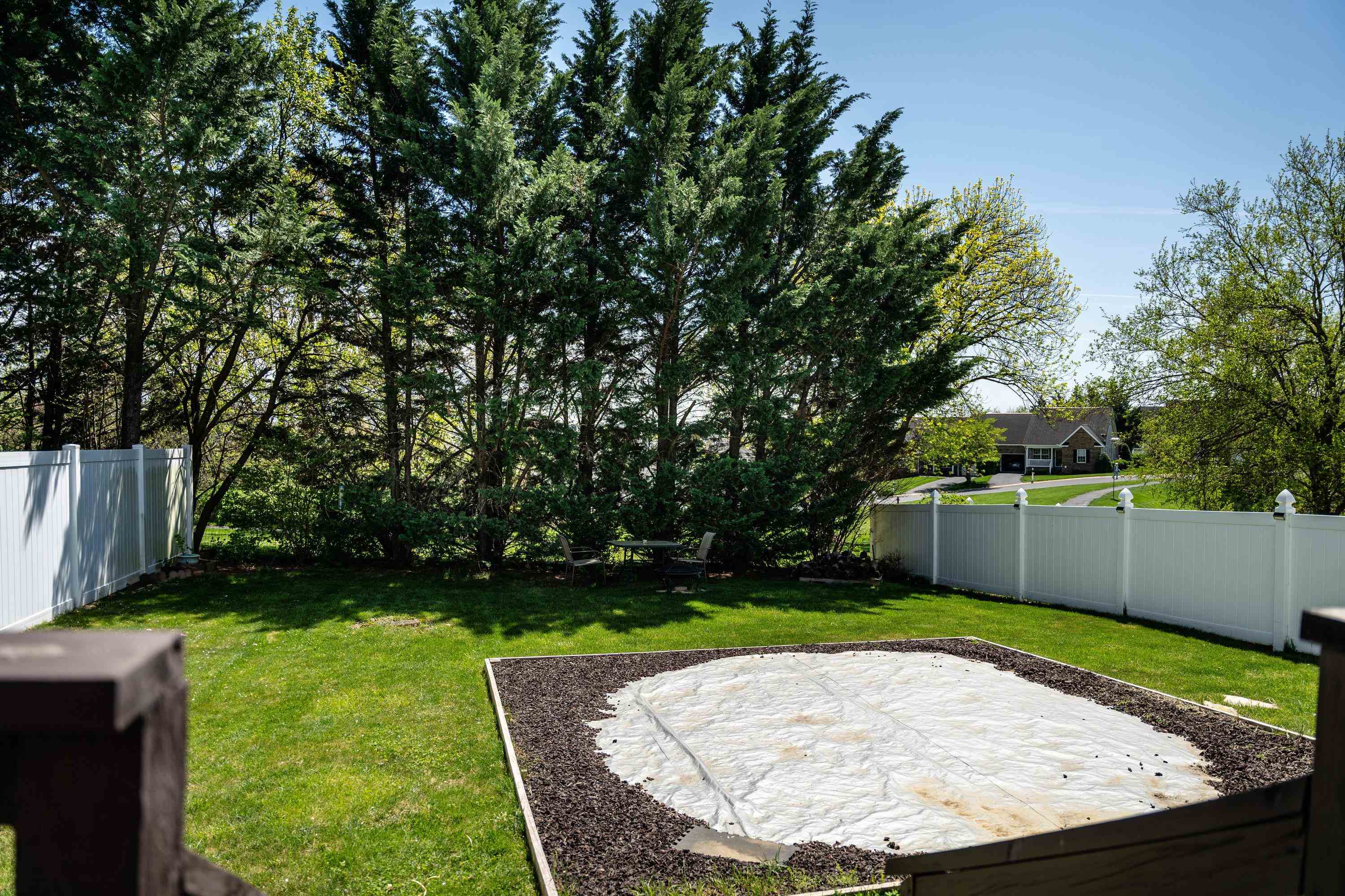 479 POINTE DR
