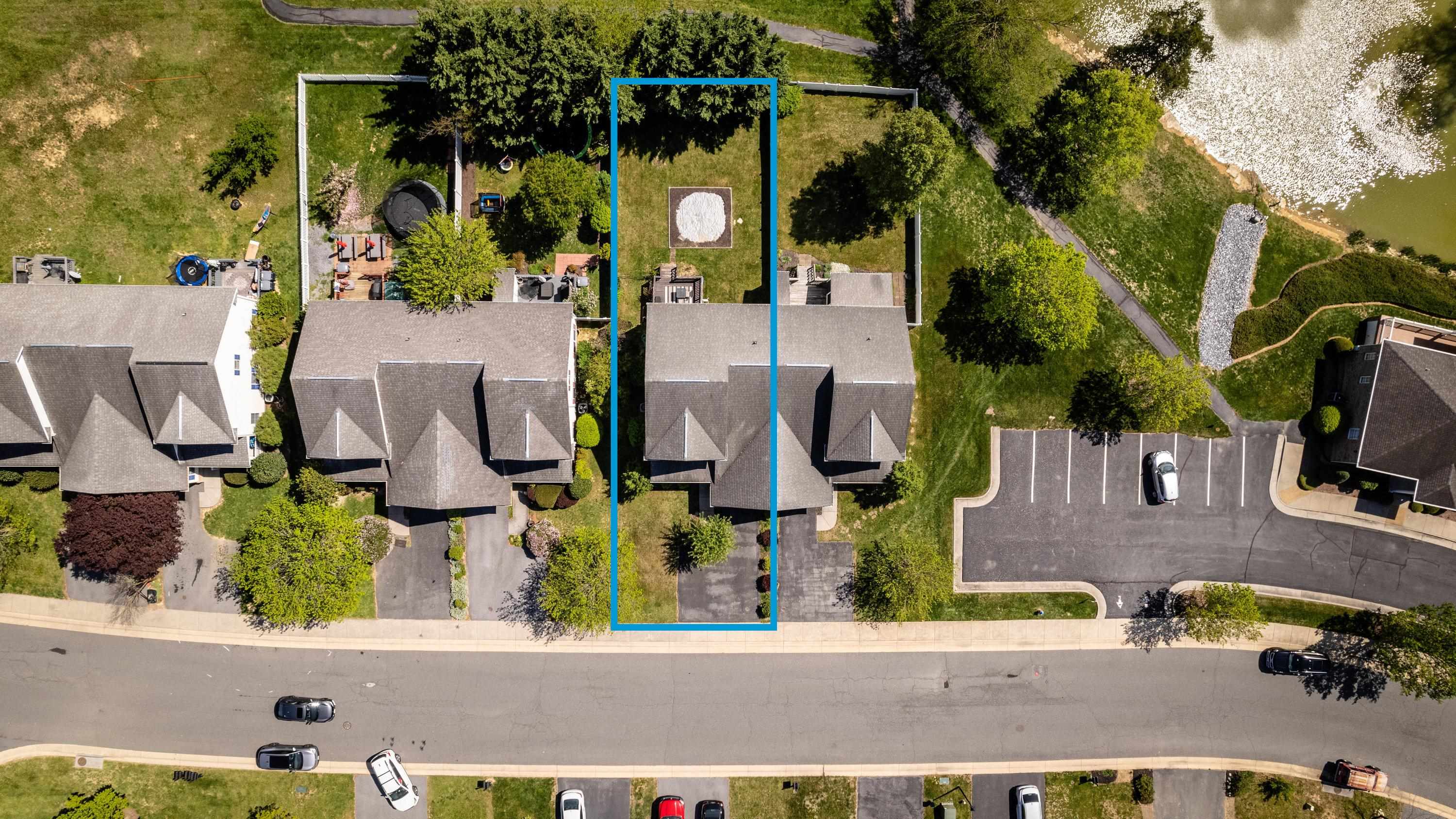 479 POINTE DR