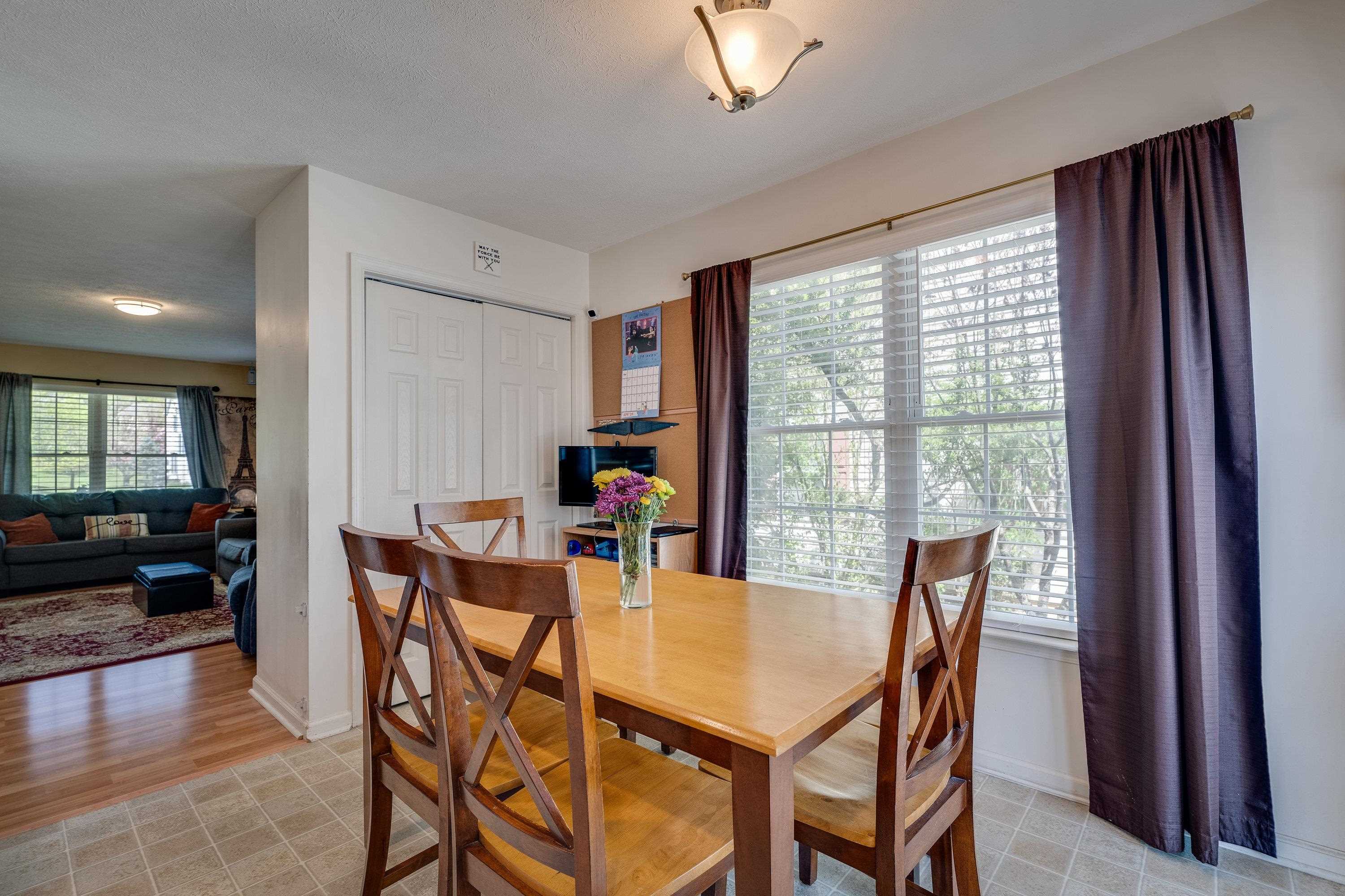 479 POINTE DR