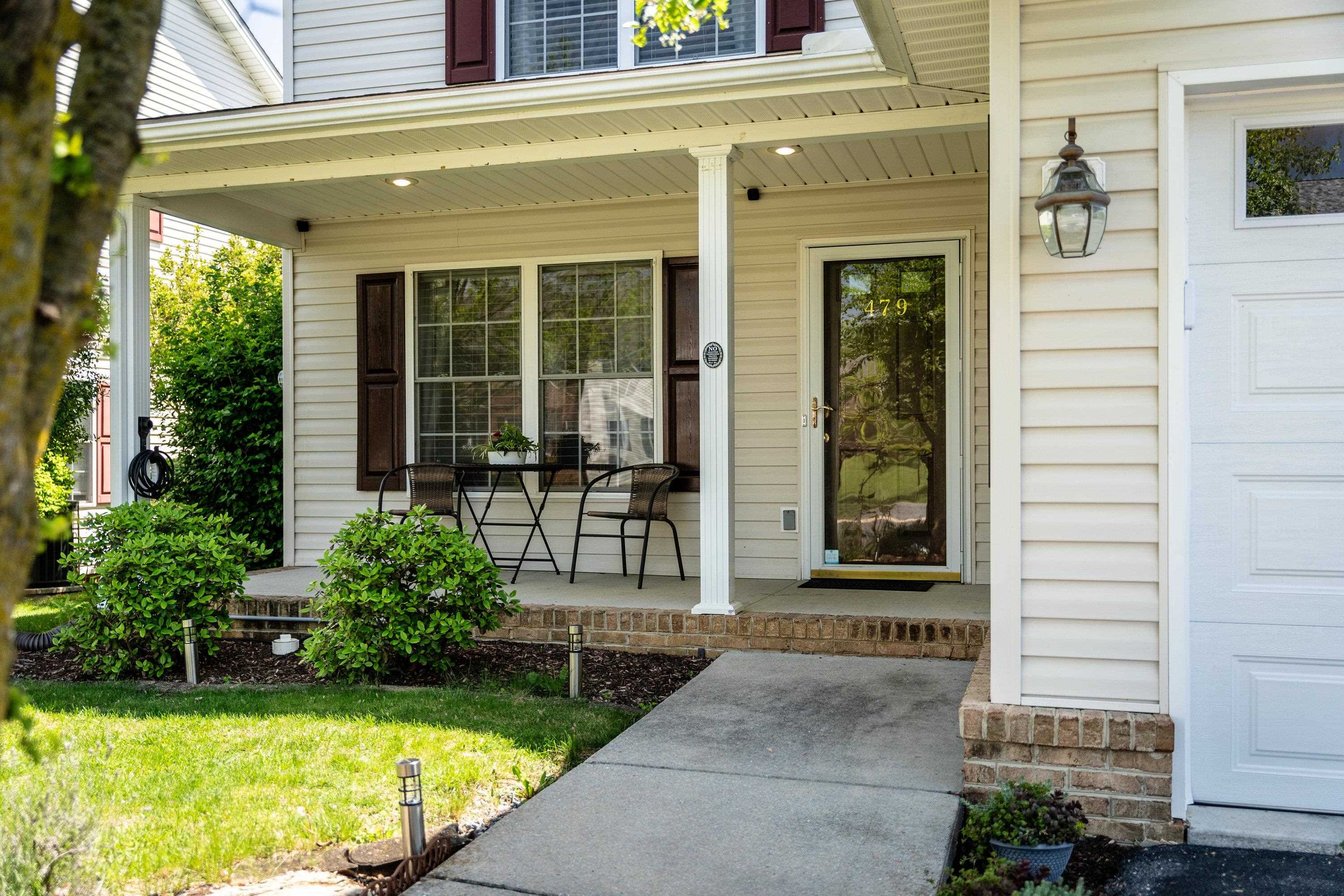 479 POINTE DR