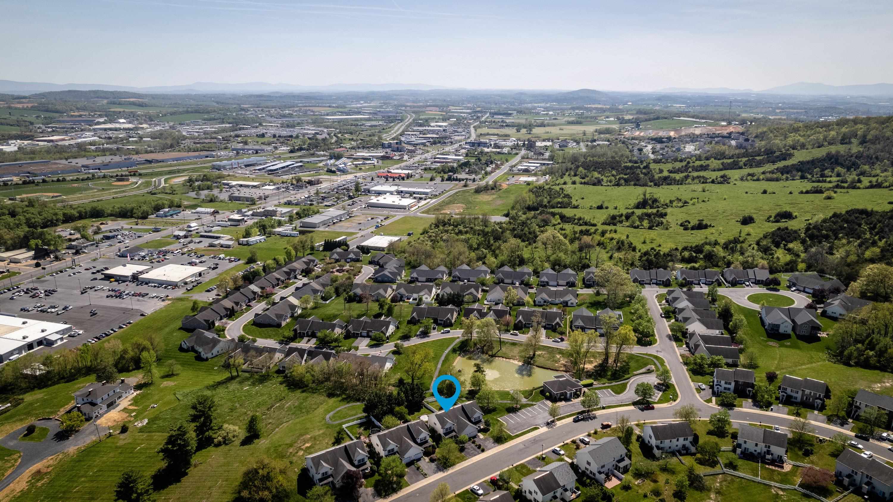 479 POINTE DR