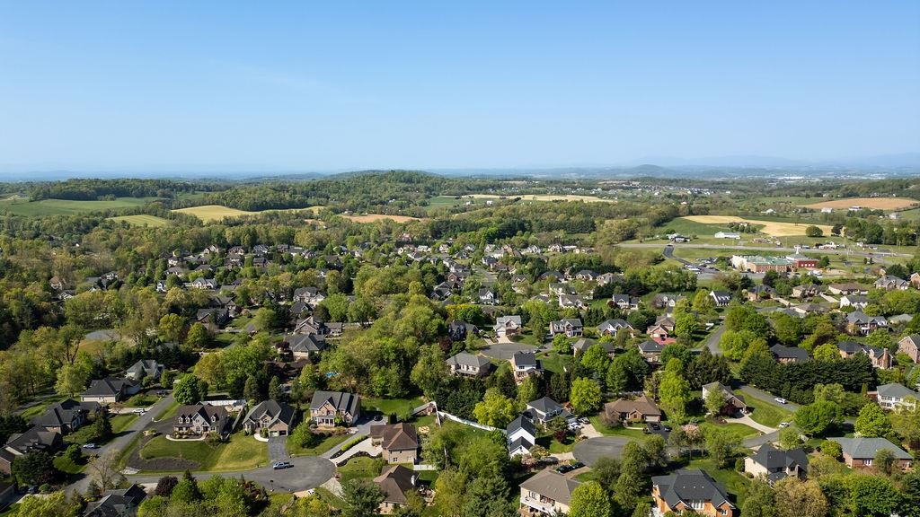 3053 TAYLOR SPRING LN