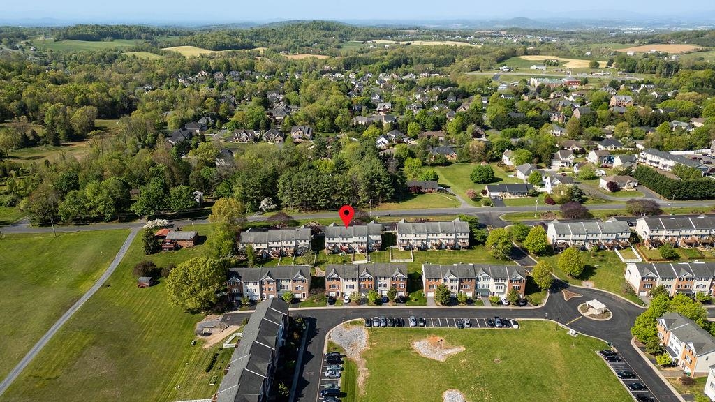 3053 TAYLOR SPRING LN