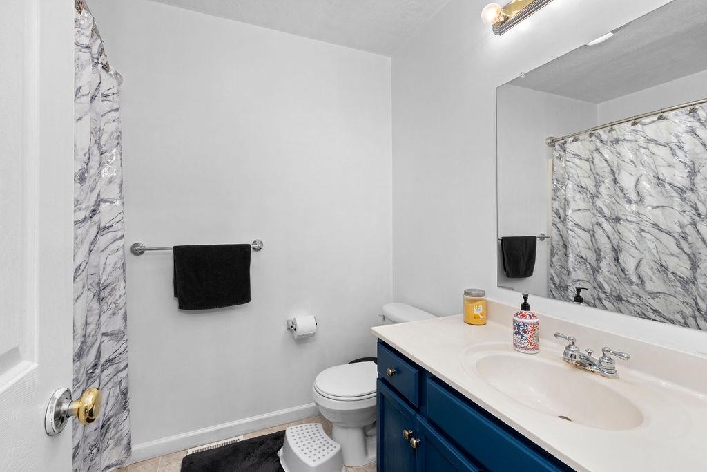 3053 TAYLOR SPRING LN