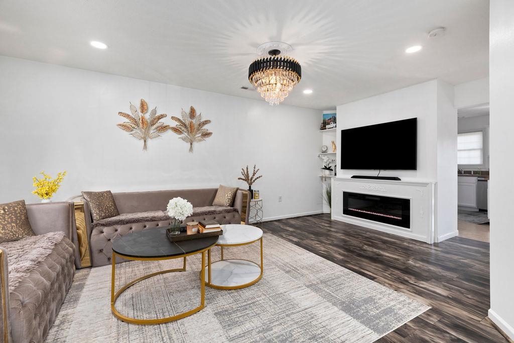 3053 TAYLOR SPRING LN