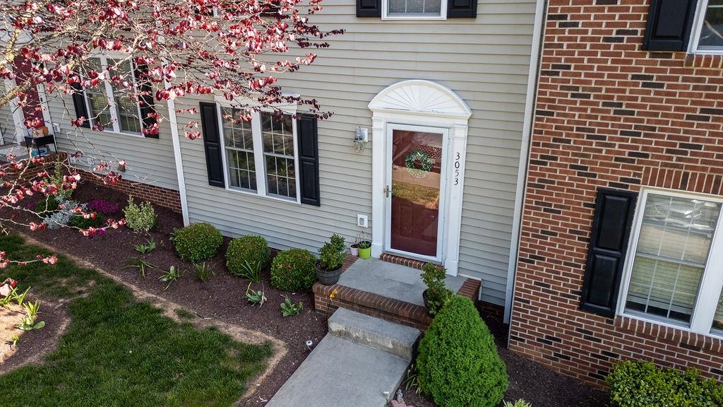 3053 TAYLOR SPRING LN