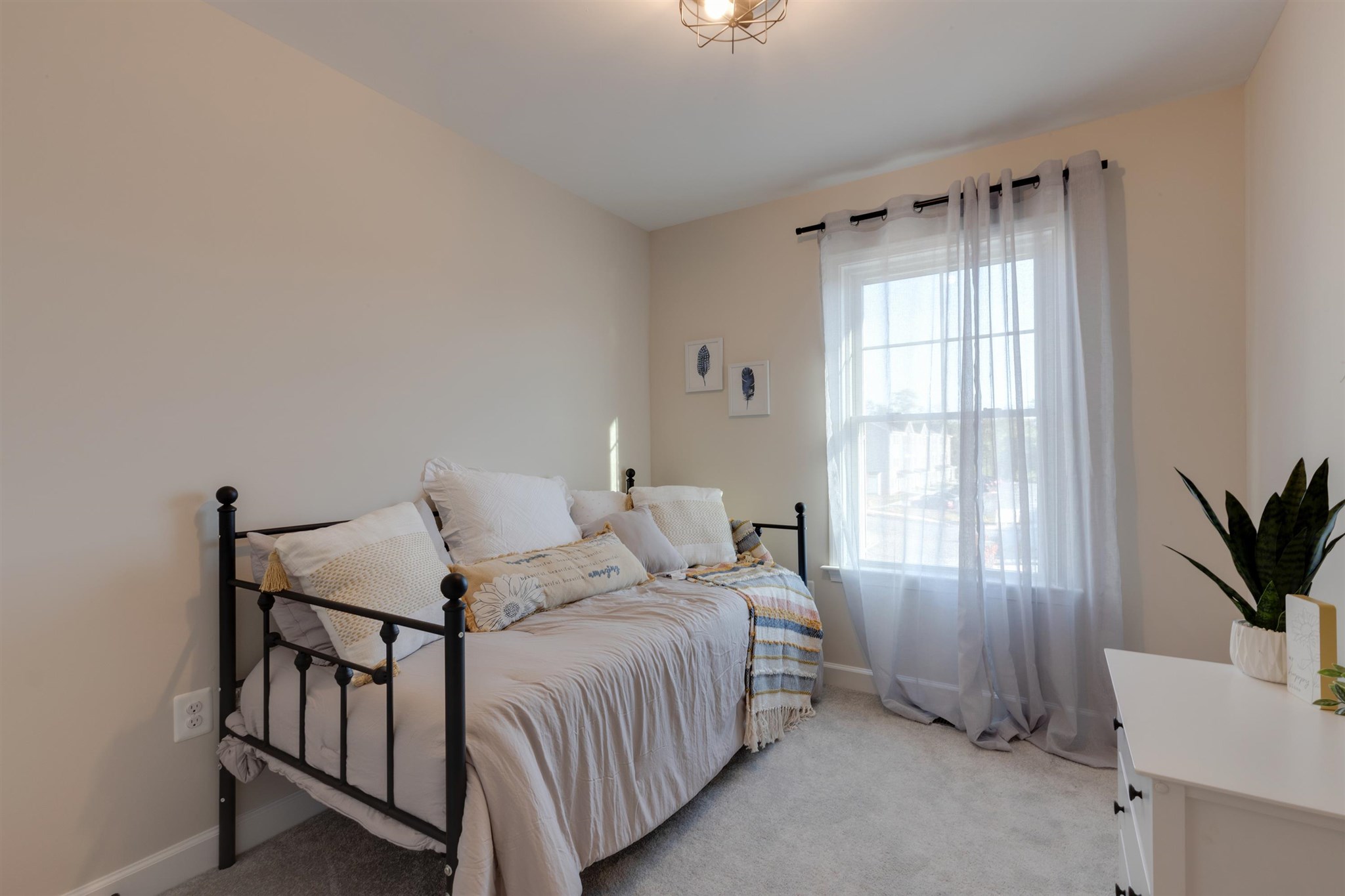 1369 APPALOOSA CT