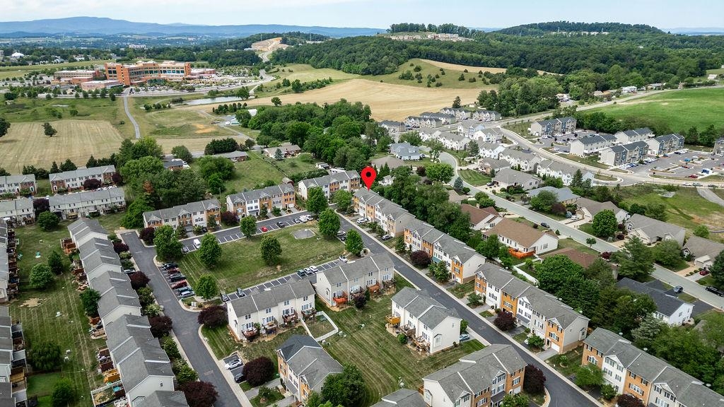 2911 DIAMOND SPRING LN