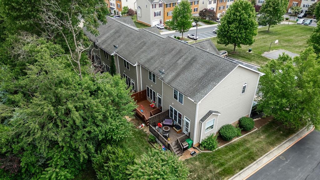 2911 DIAMOND SPRING LN