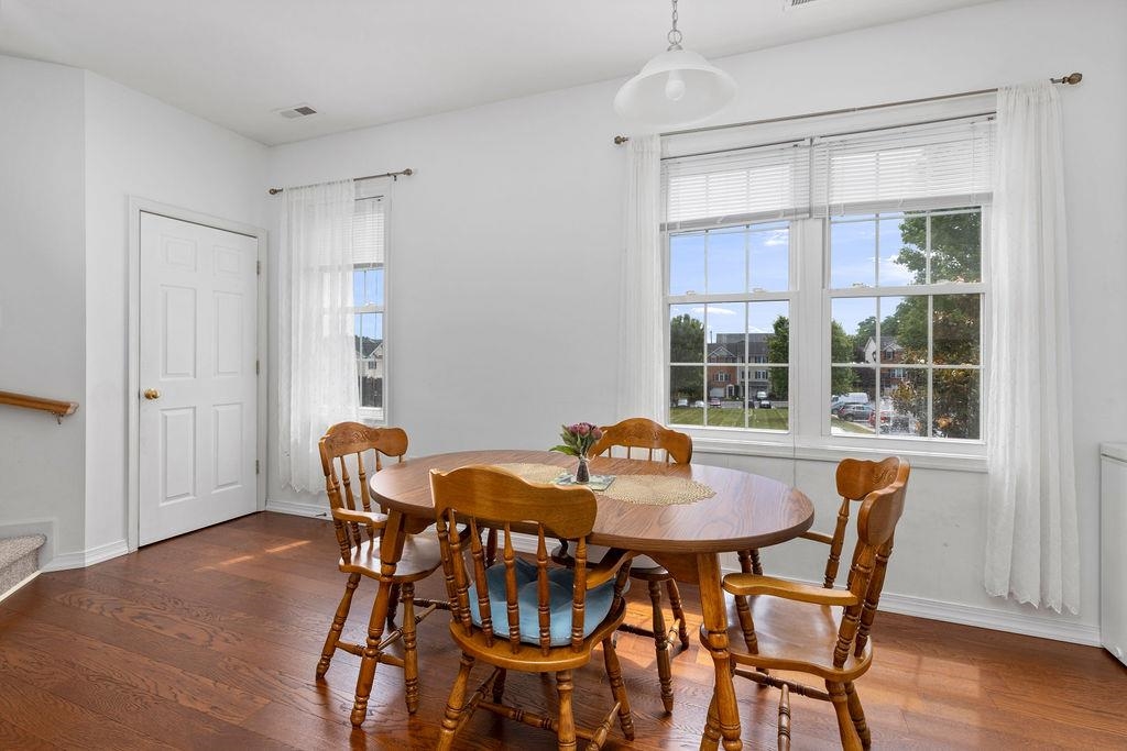 2911 DIAMOND SPRING LN