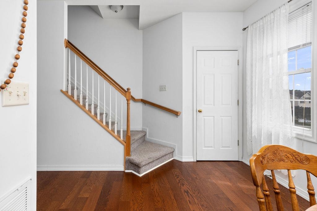 2911 DIAMOND SPRING LN