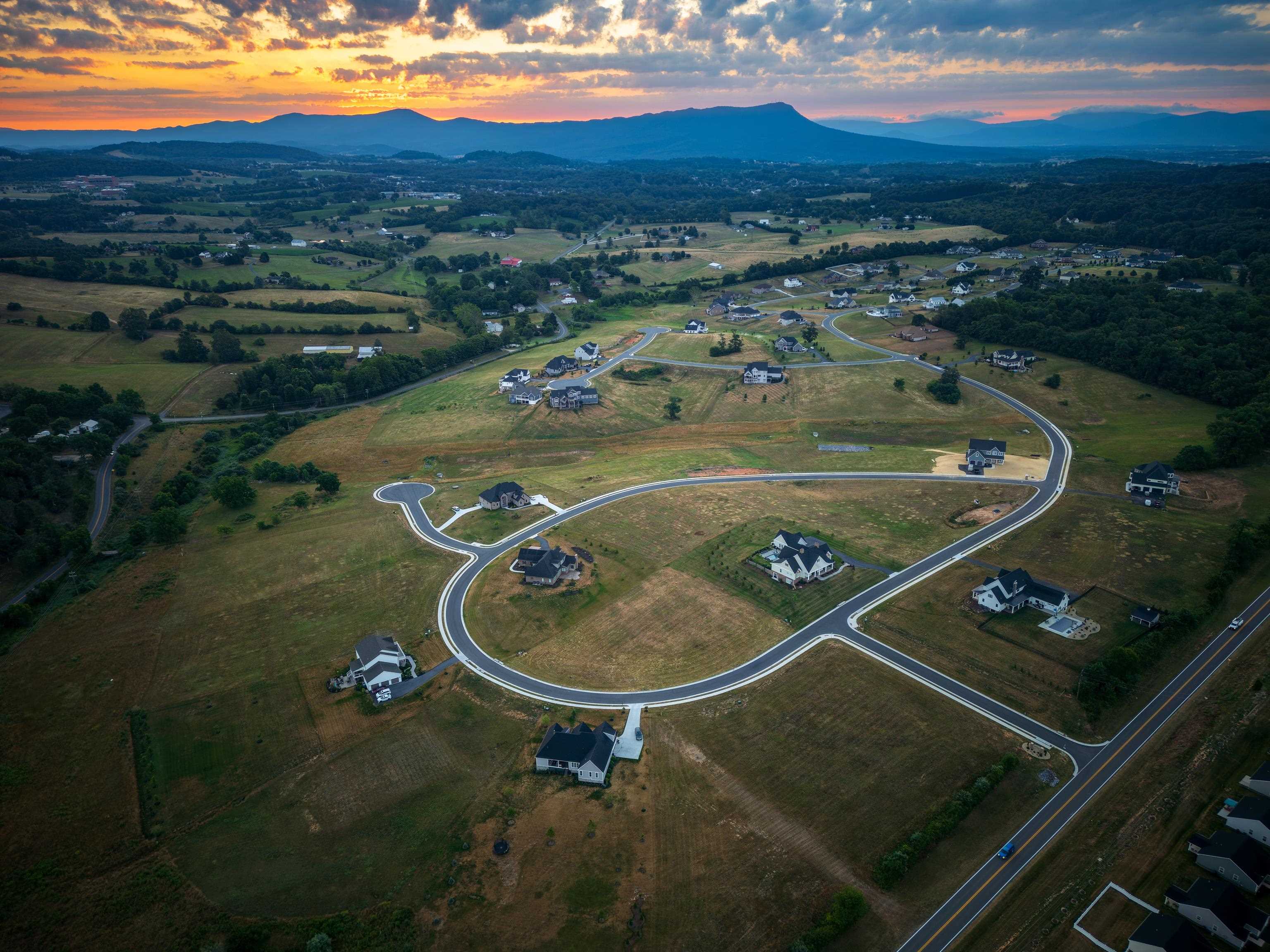 2765 HUNTINGTON SPRINGS DR Unit: 83