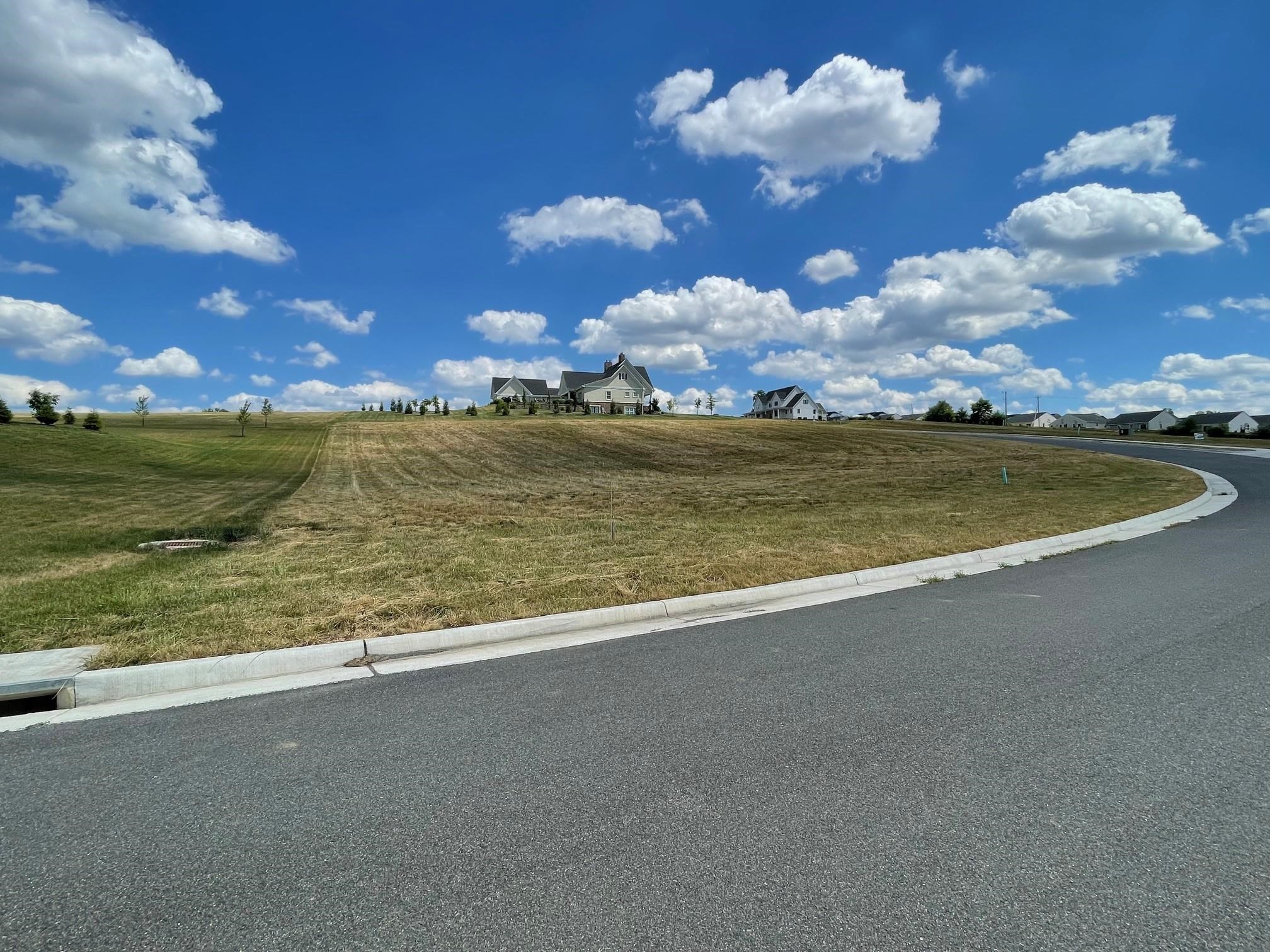 2765 HUNTINGTON SPRINGS DR Unit: 83