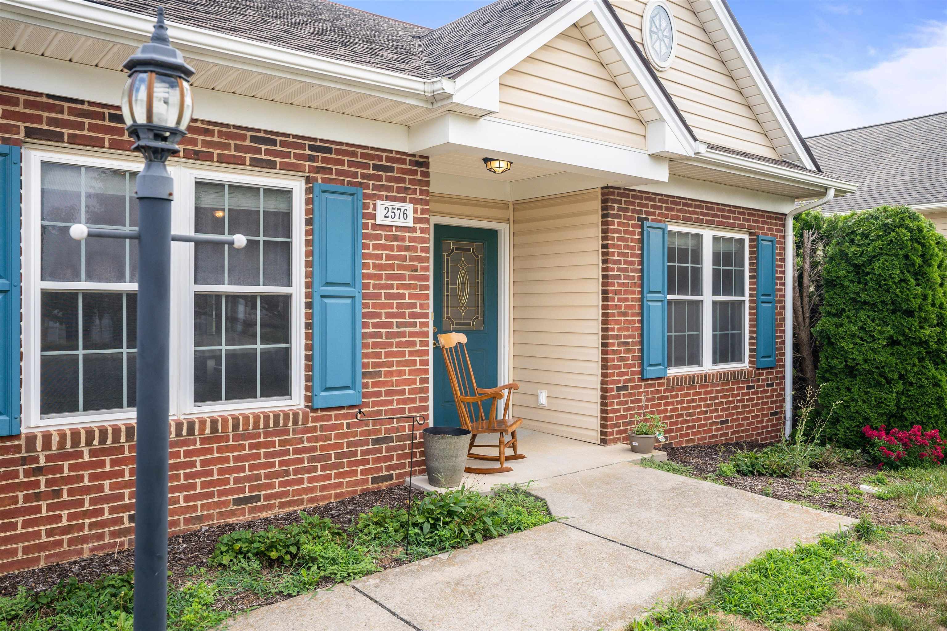 2576 GREENPORT DR
