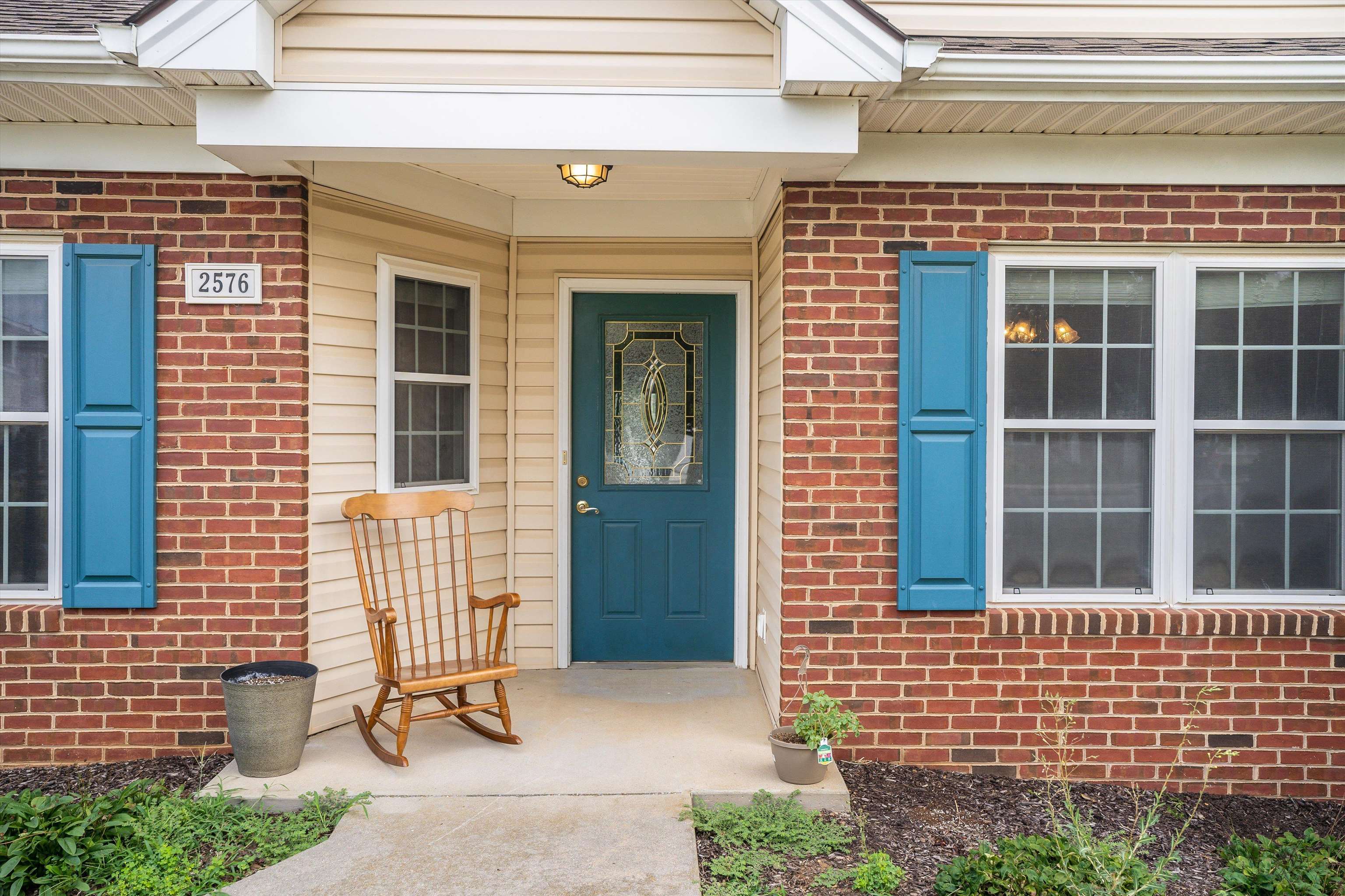 2576 GREENPORT DR