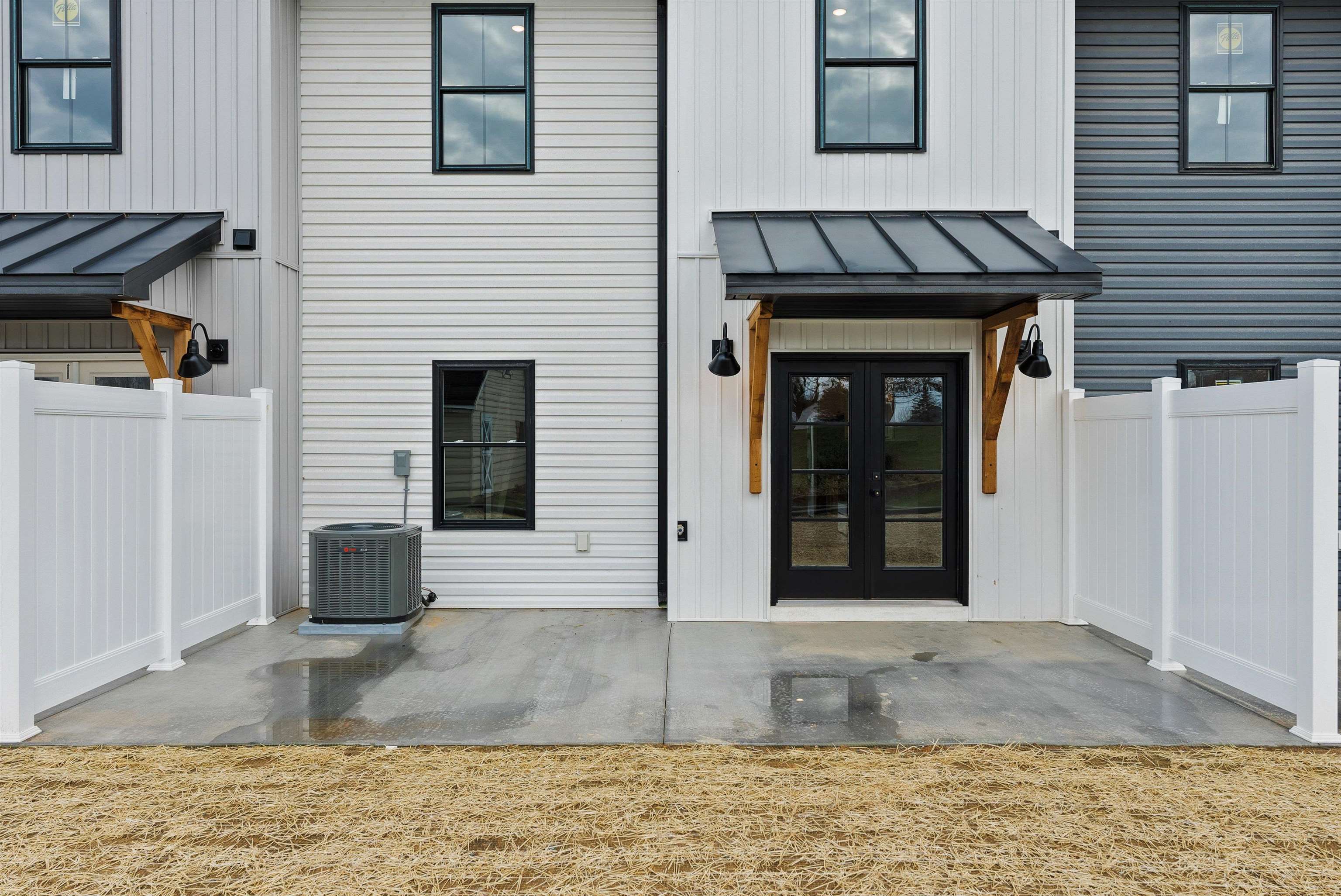 13 PRAIRIE CT