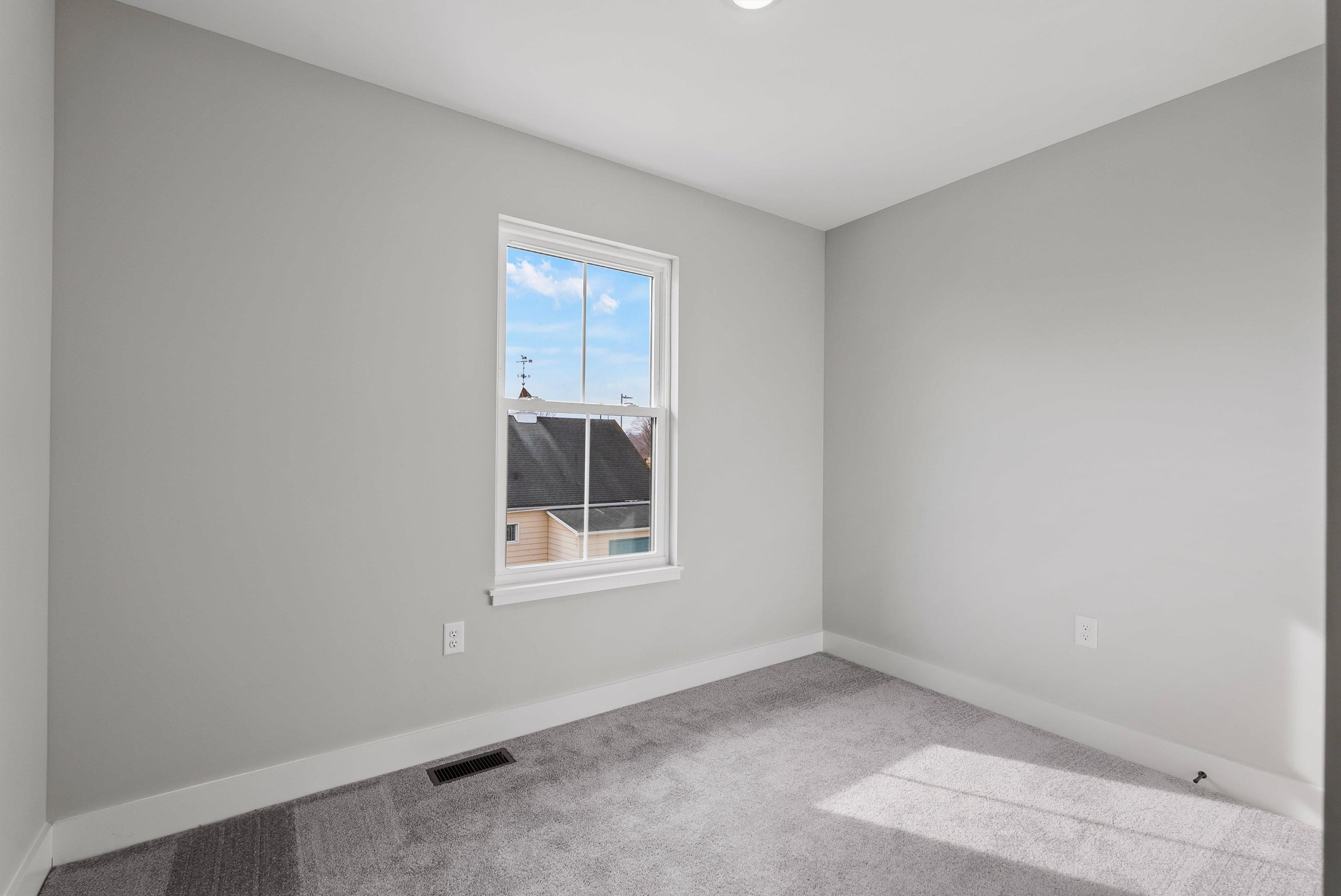 13 PRAIRIE CT