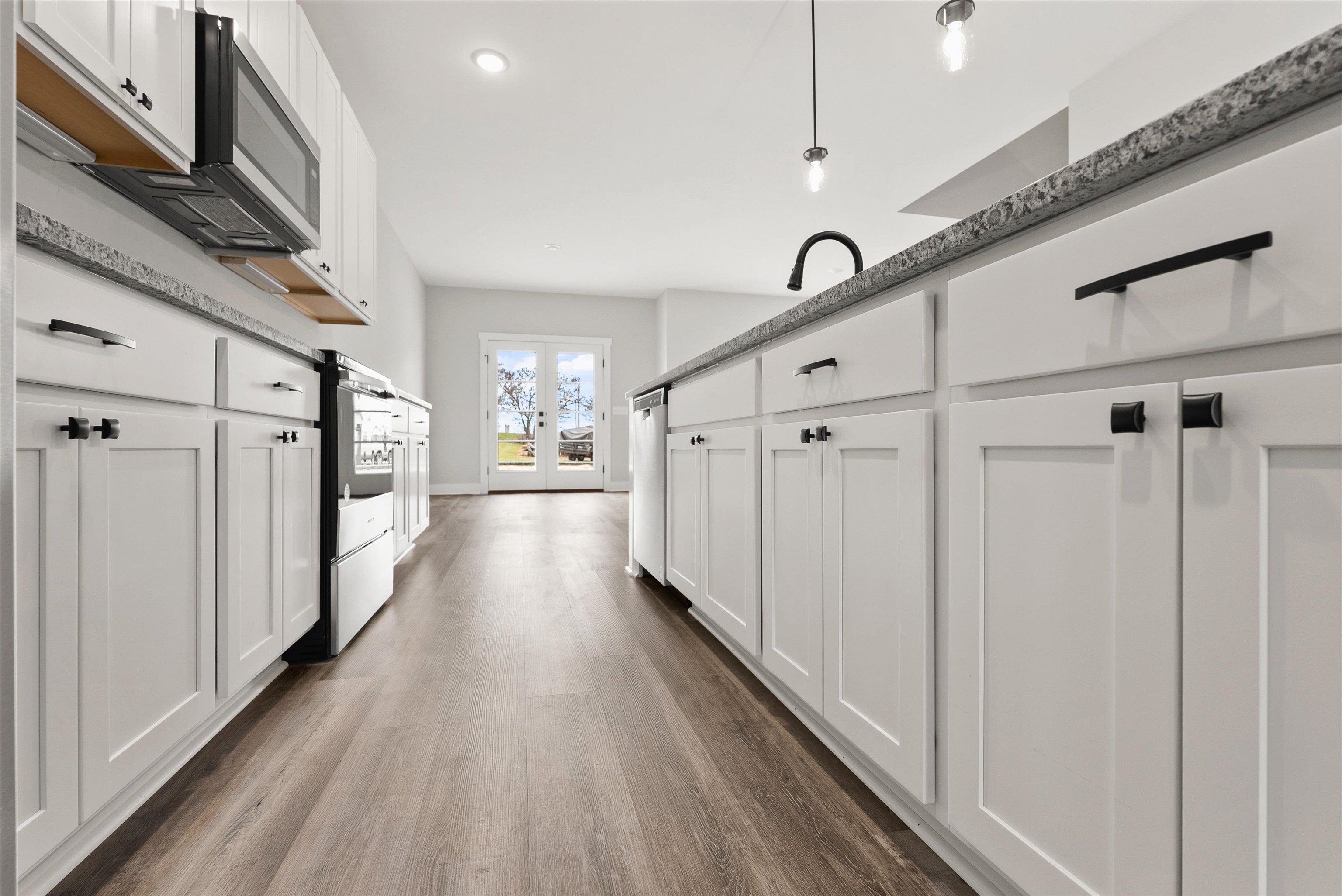 13 PRAIRIE CT