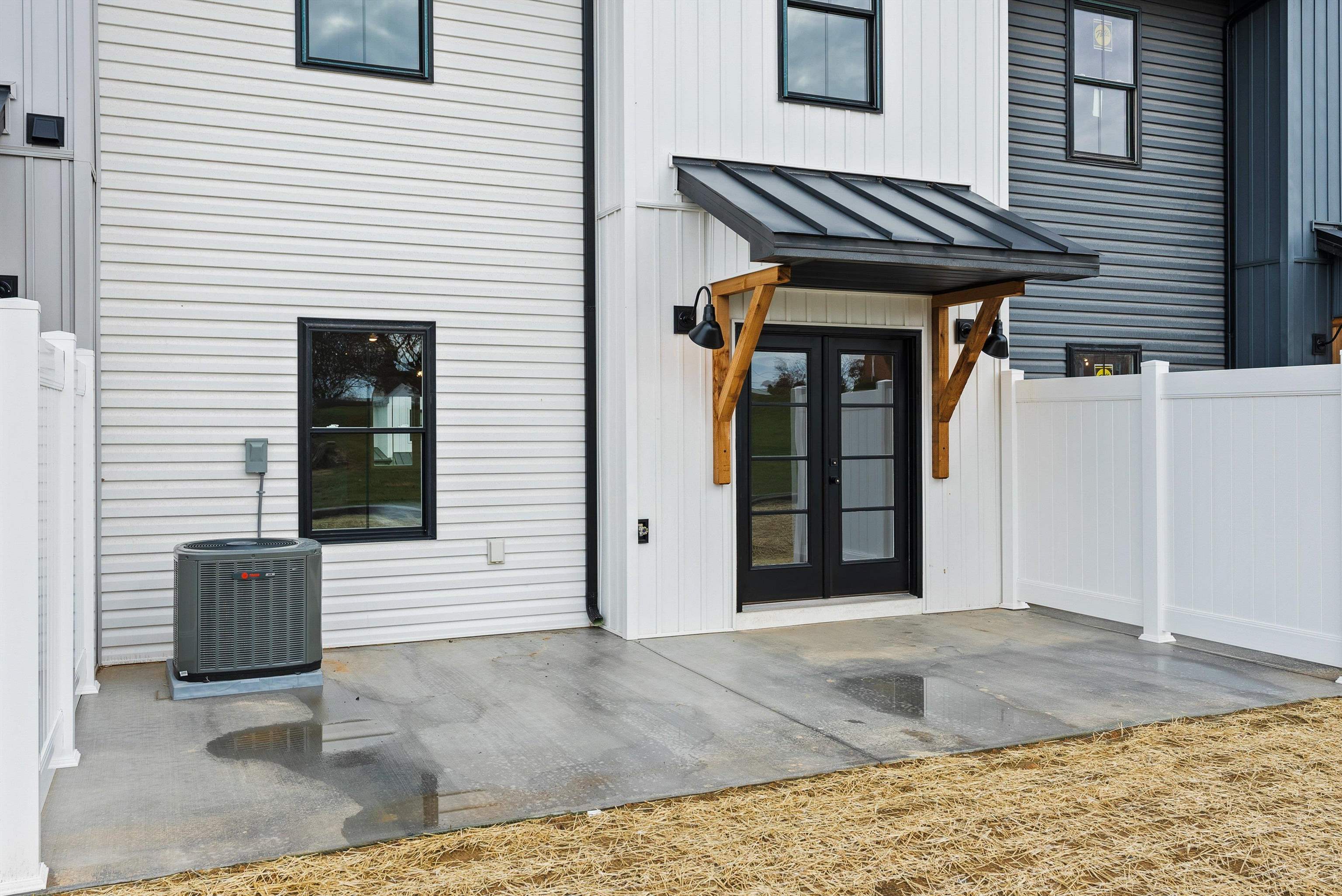 13 PRAIRIE CT