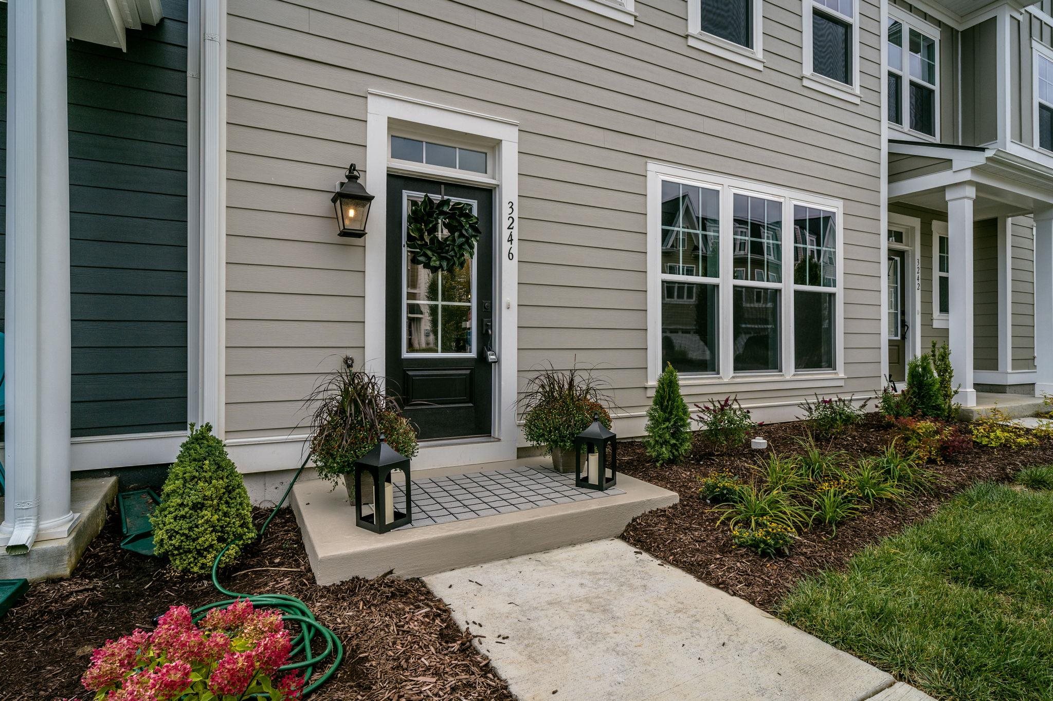 3246 CHARLESTON BLVD Unit: 20F