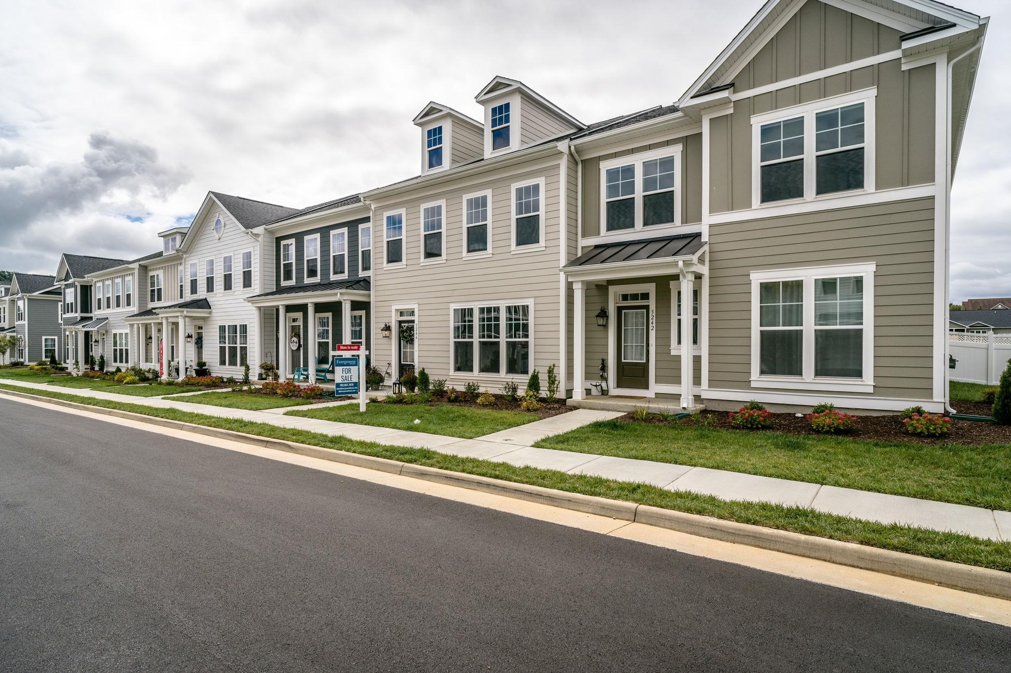 3246 CHARLESTON BLVD Unit: 20F