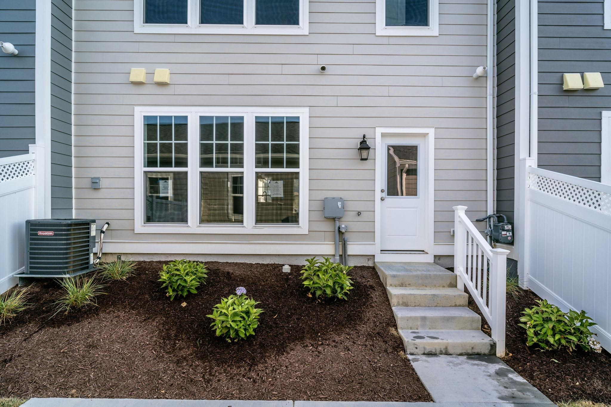 3246 CHARLESTON BLVD Unit: 20F