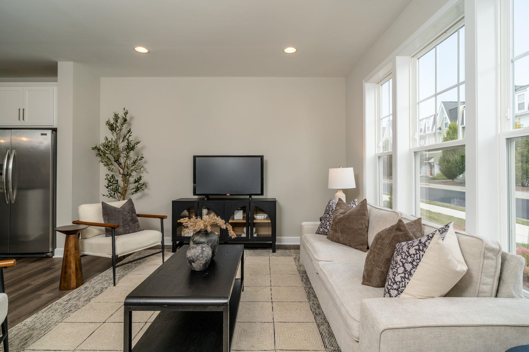 3246 CHARLESTON BLVD Unit: 20F