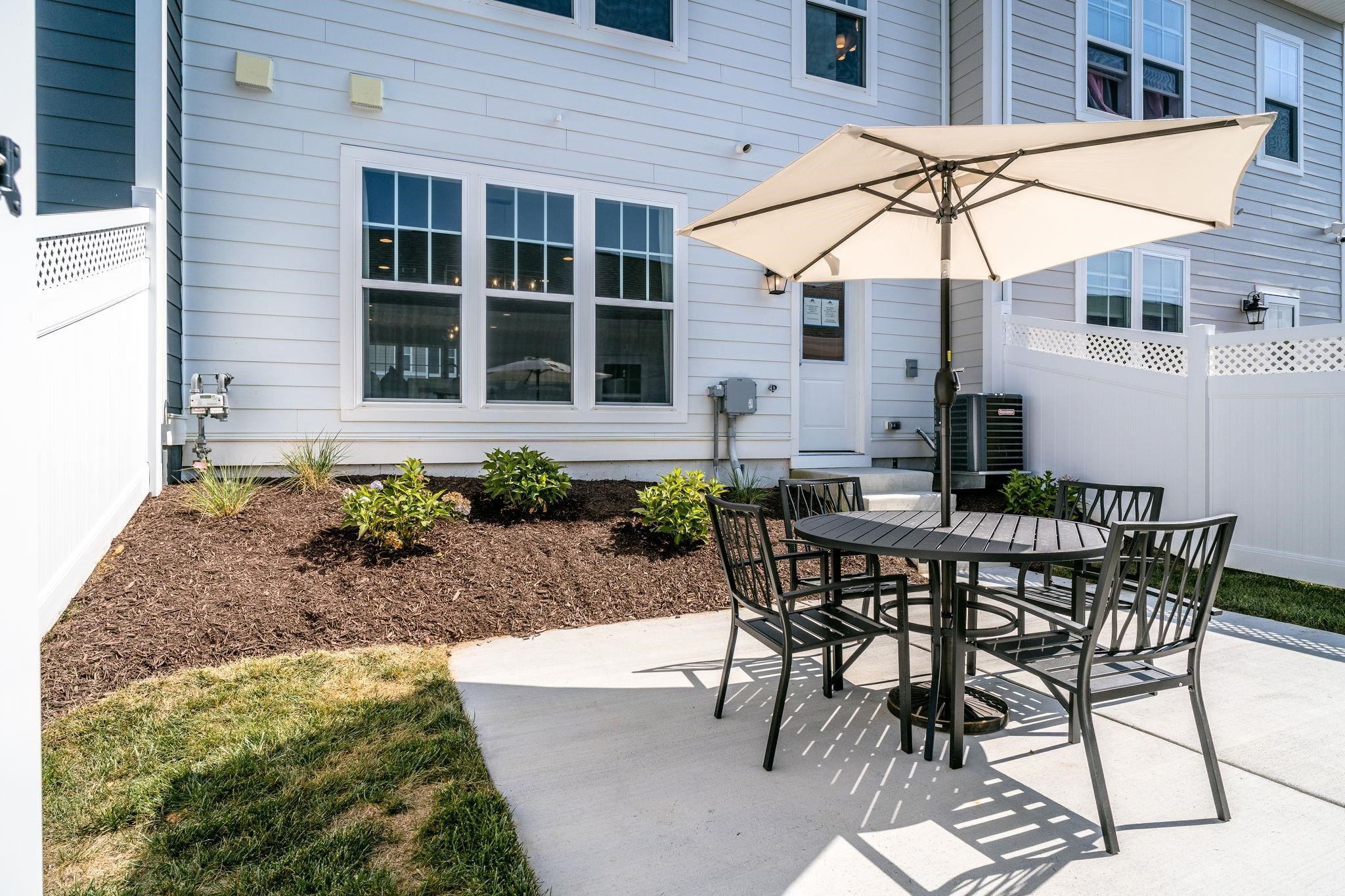 3246 CHARLESTON BLVD Unit: 20F