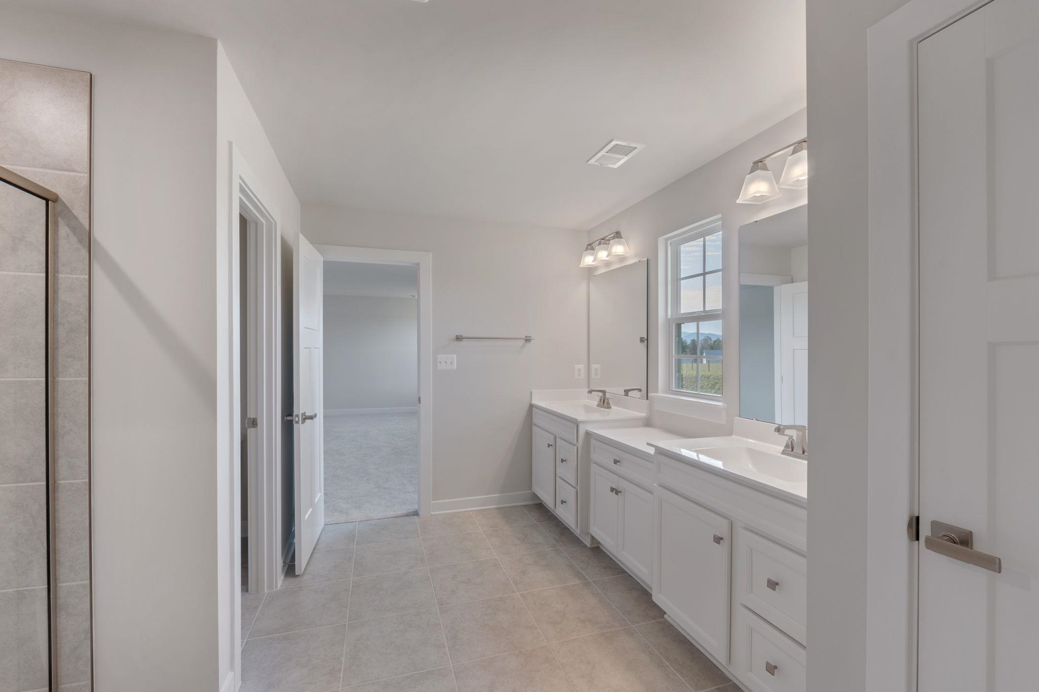 10696 WHISPERING PINE LN