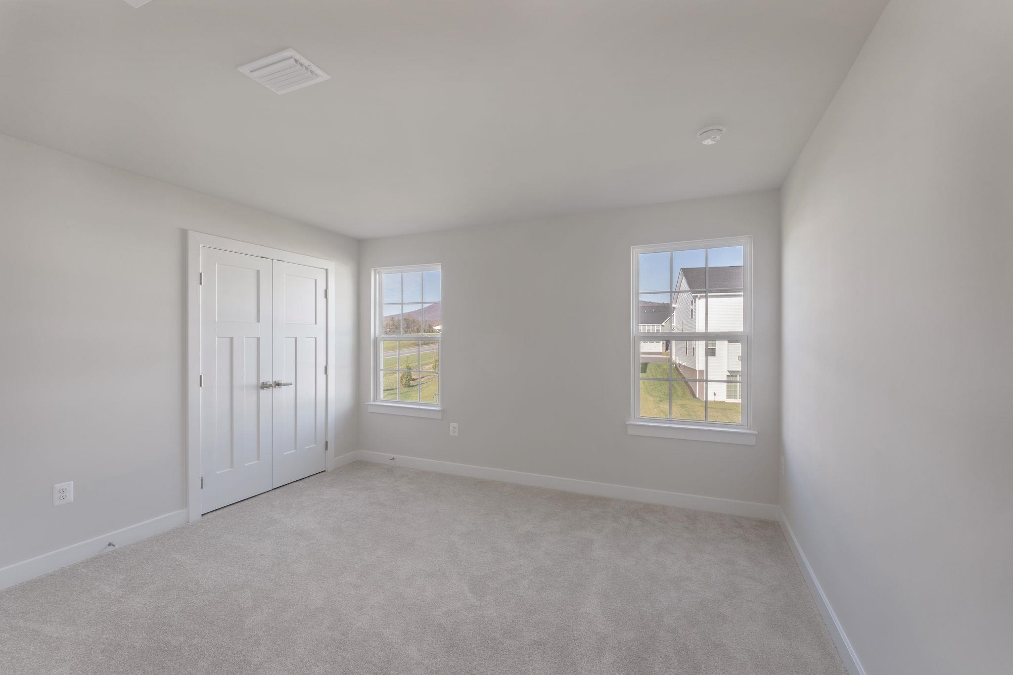 10696 WHISPERING PINE LN