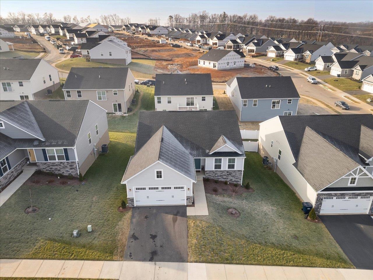 3720 MAYFIELD RD