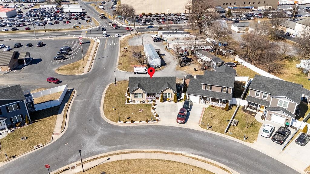 276 DYLAN CIR