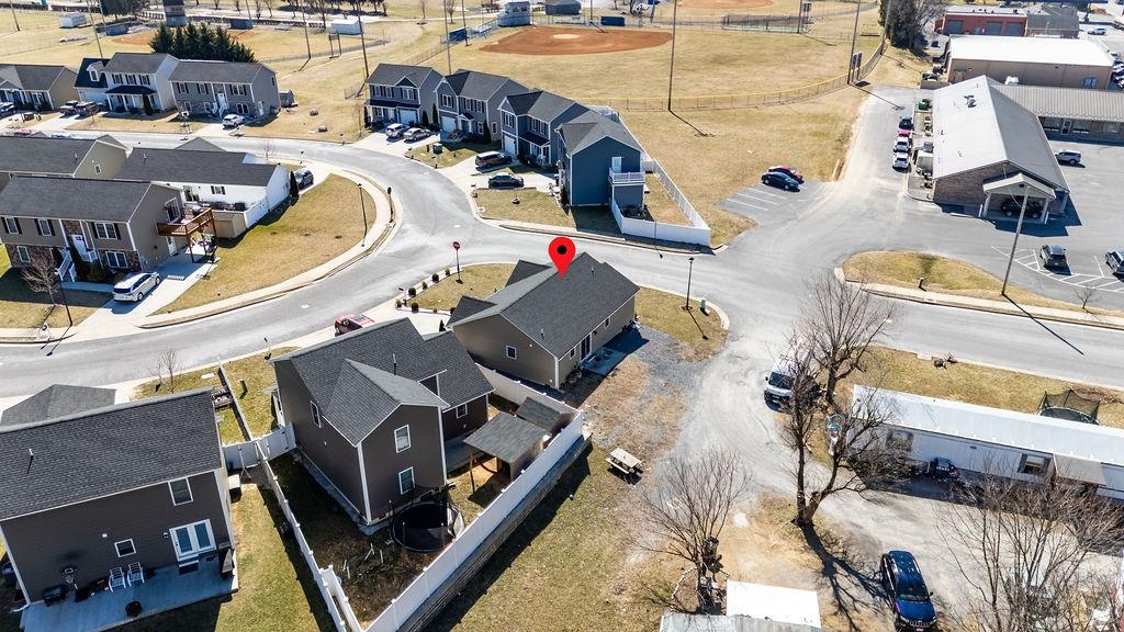 276 DYLAN CIR