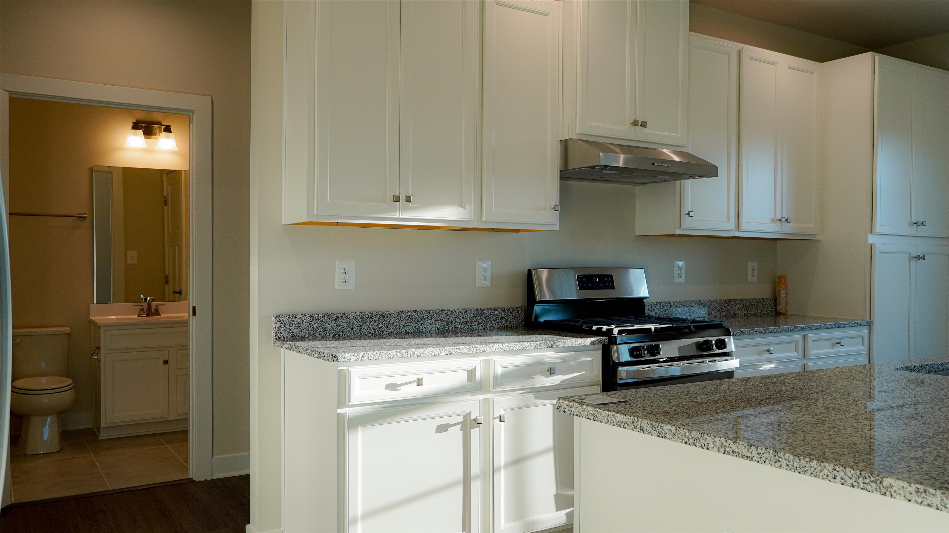 10696 WHISPERING PINE LN