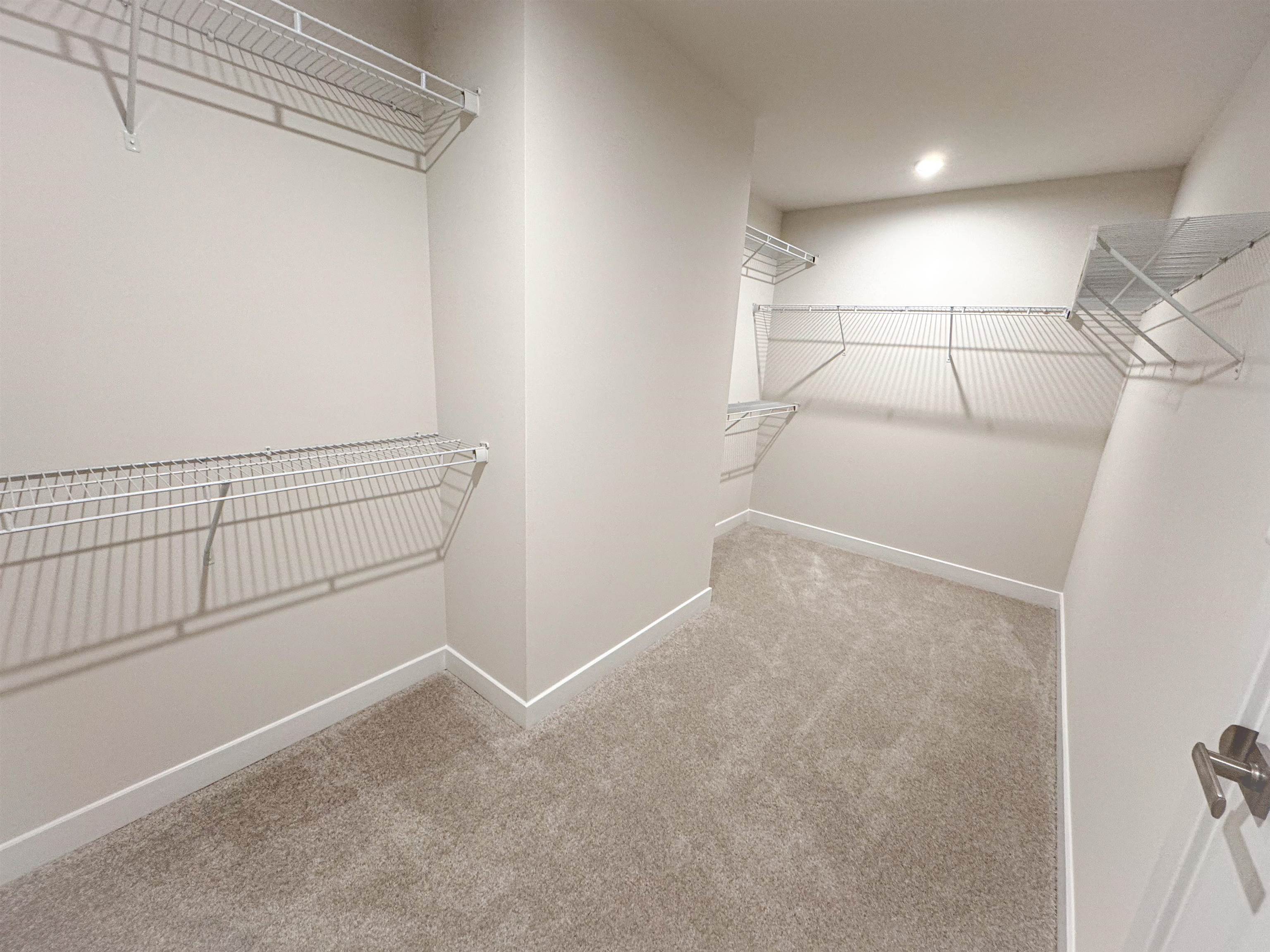 10696 WHISPERING PINE LN