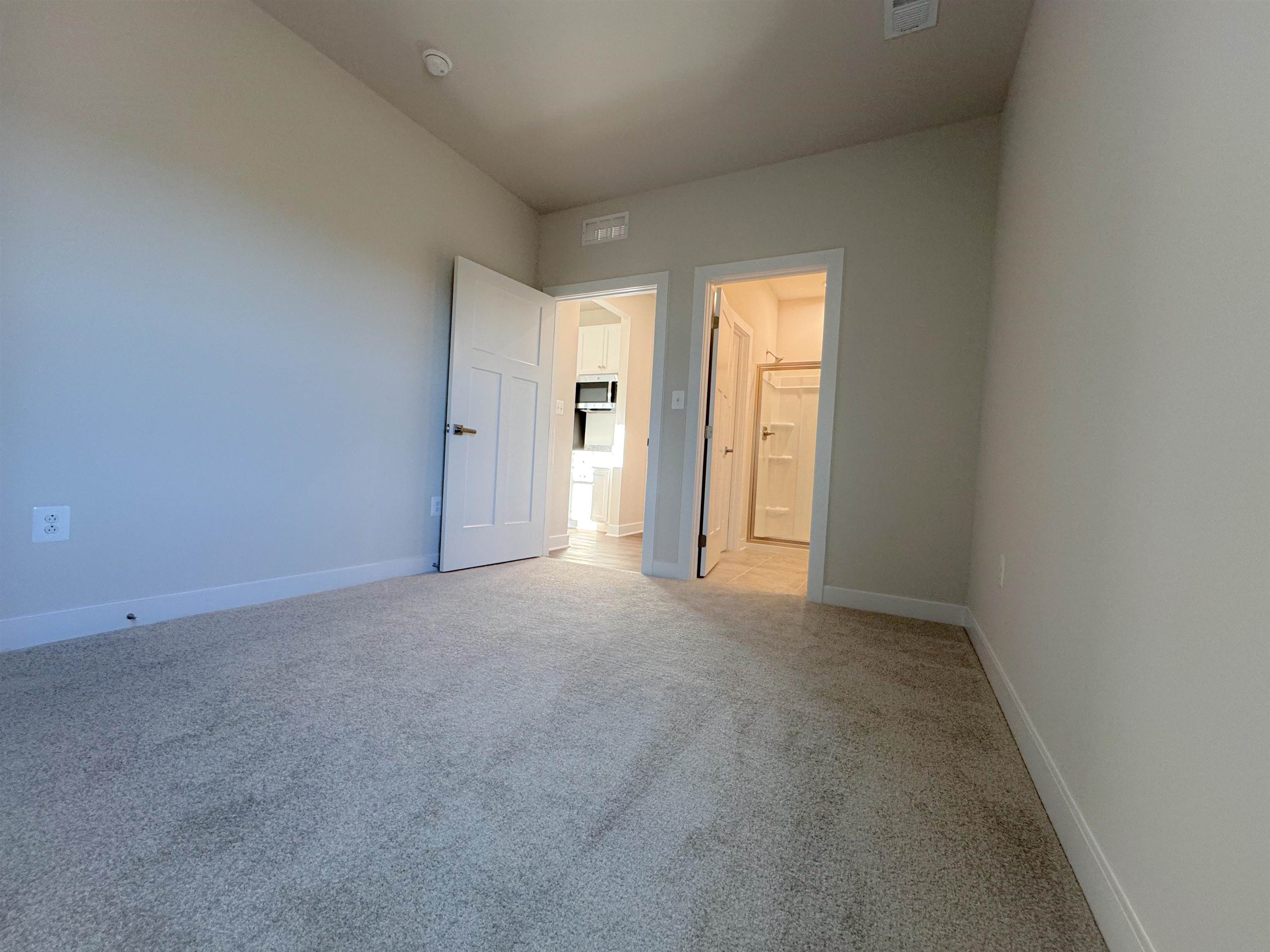 10696 WHISPERING PINE LN