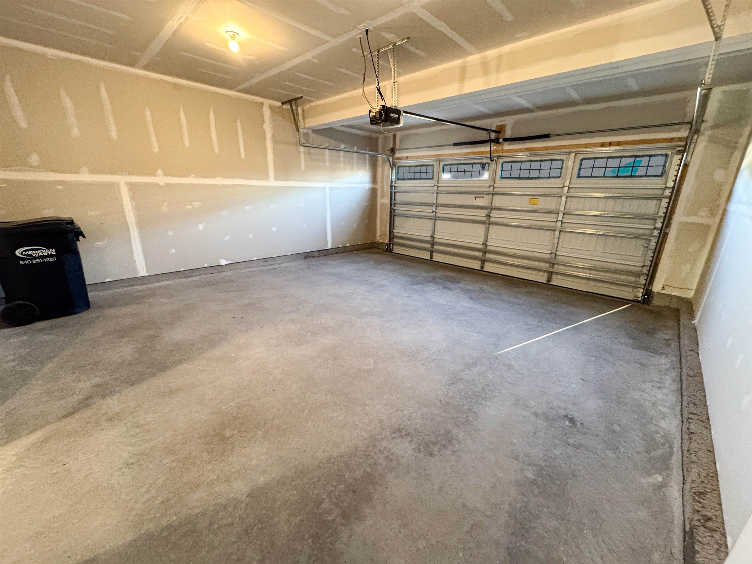 10696 WHISPERING PINE LN