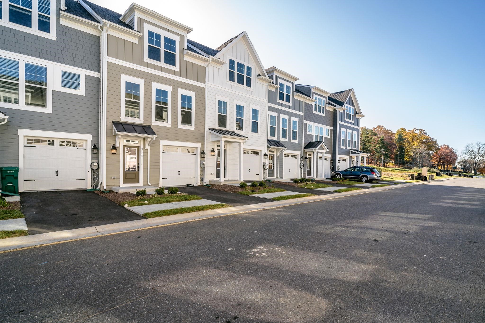 3495 MONTEREY DR Unit: 34E