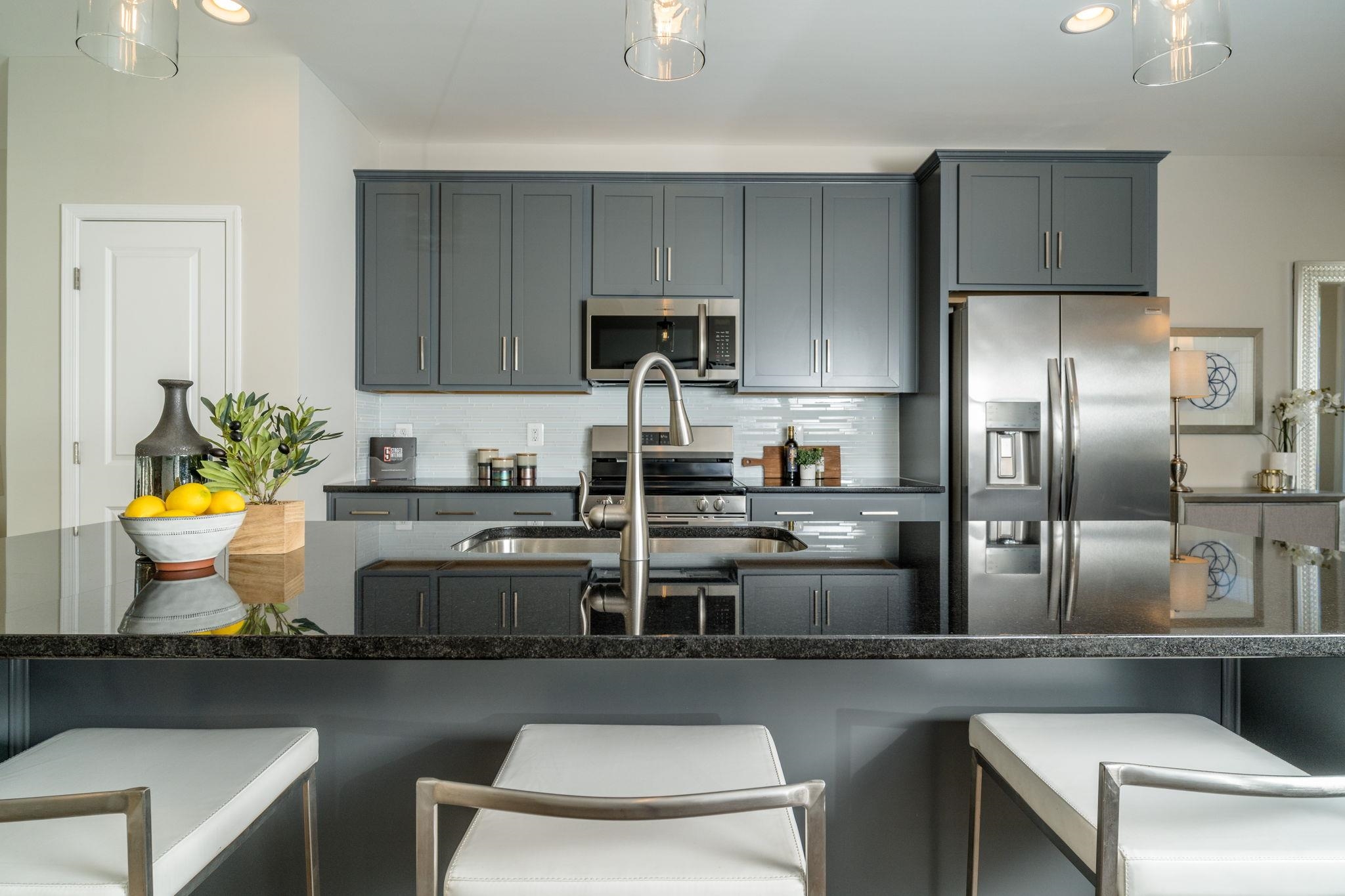 3495 MONTEREY DR Unit: 34E