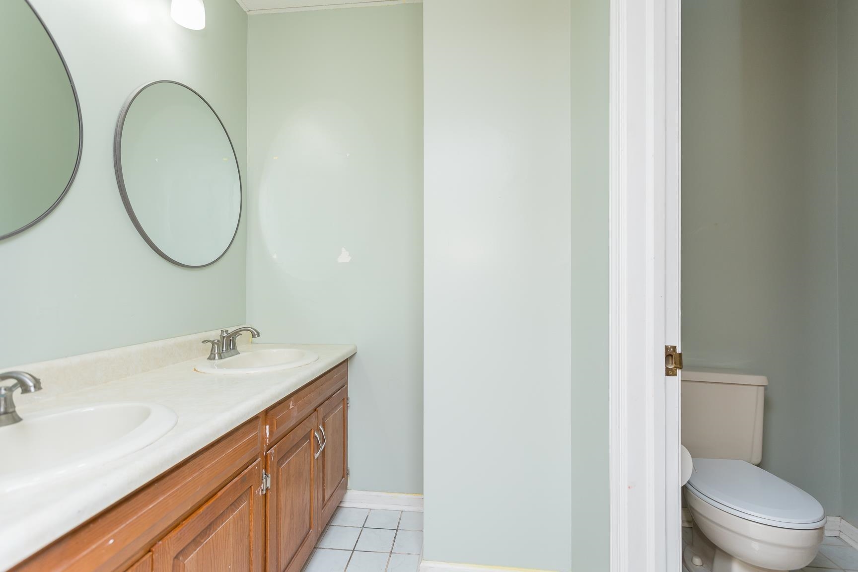 302 S DOGWOOD DR Unit: c